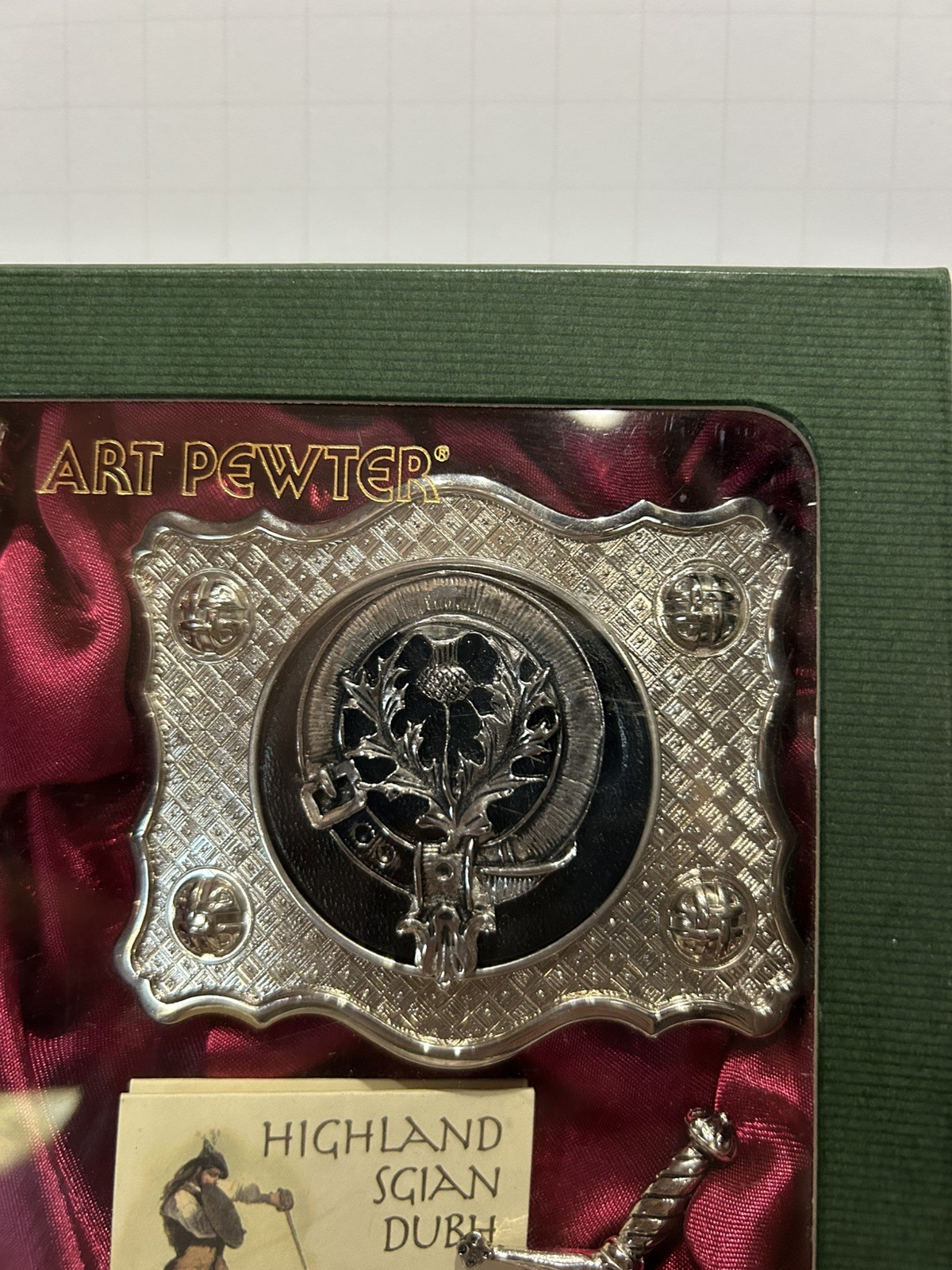 New Scottish Thistle Clan Crest Pewter Gift Set – Sgian Dubh, Kilt Pin, Buckle