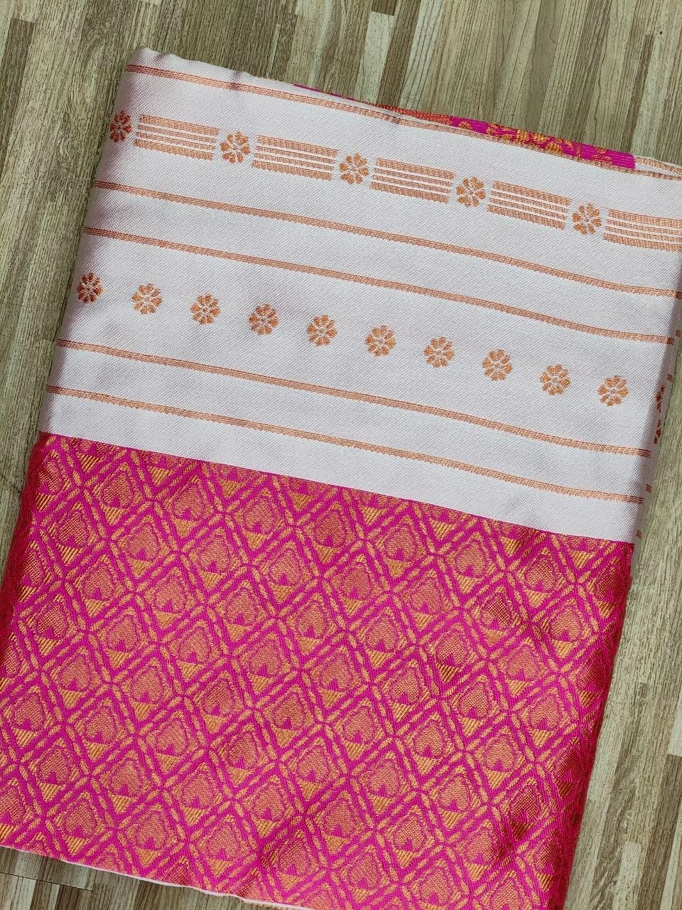 South Indian Bridal Silk Saree Designer Bollywood Style With Unstitched Blouse