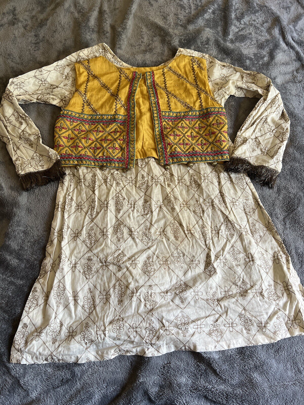 Pakistani Traditional Original Maria B Girls Size 6-8 Gharara Kameez Vest Set 3