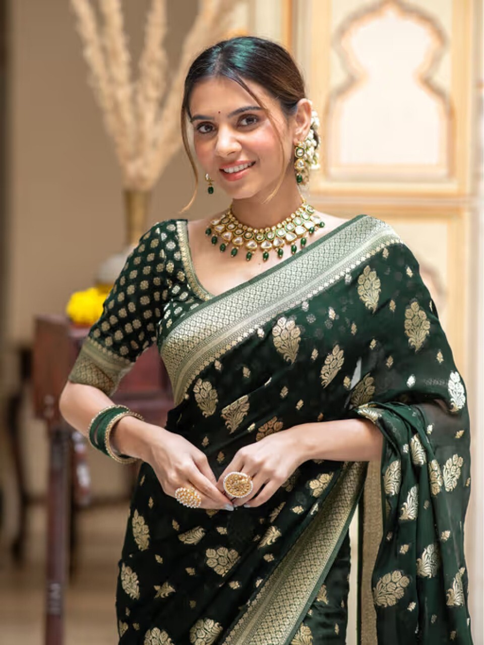 Woven Kanjivaram Pure Silk, Silk Blend Saree (Green)