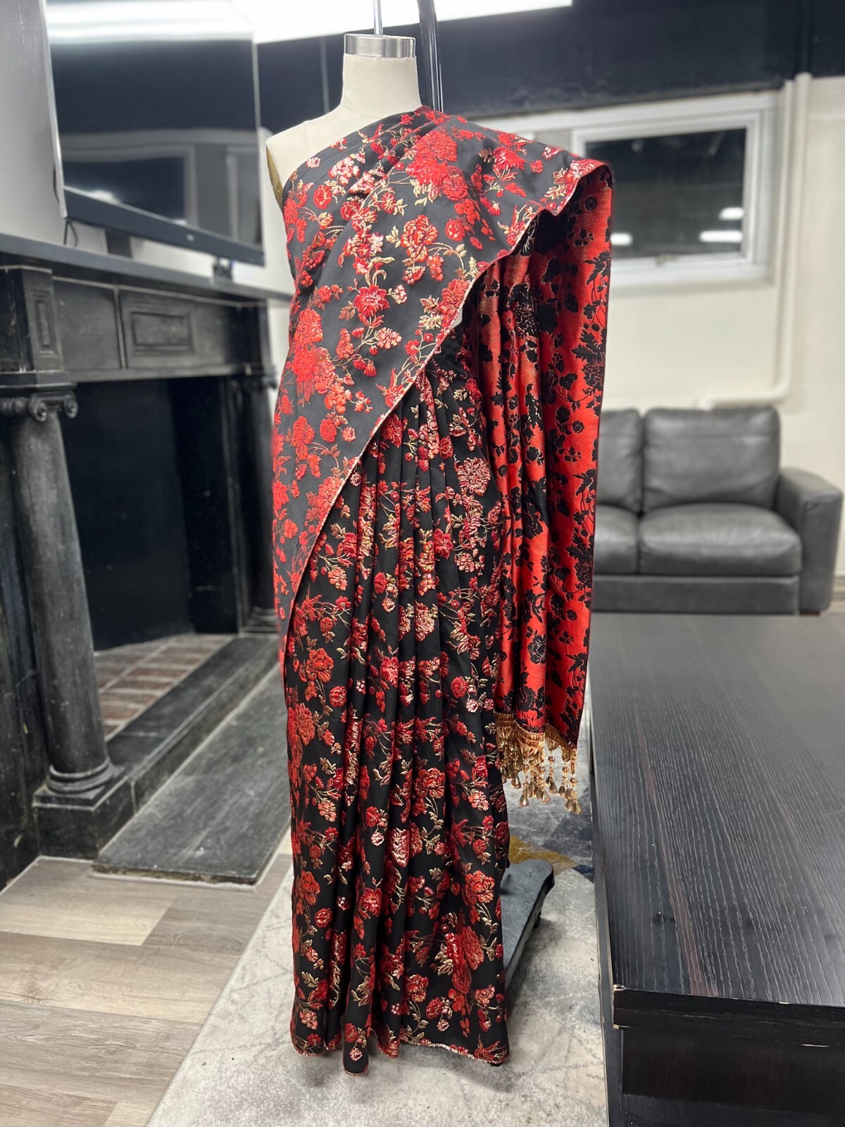 Crimson Red Roses and Metallic Gold Detailing on Brocaded Saree with Tassels