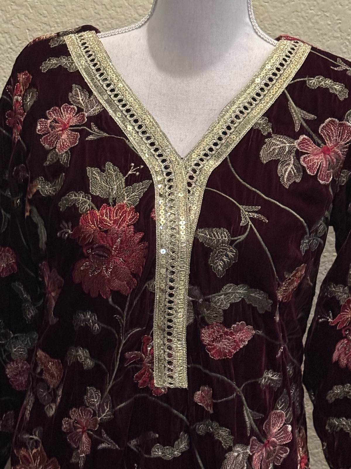 3 Pc Velvet Shalwar Khameez Size 40