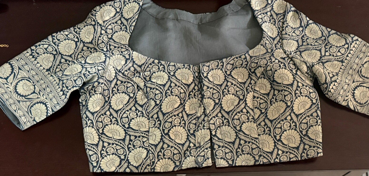 Pure Bannaras georgette Printed And Zari Boarder saree & Brocade stitched blouse