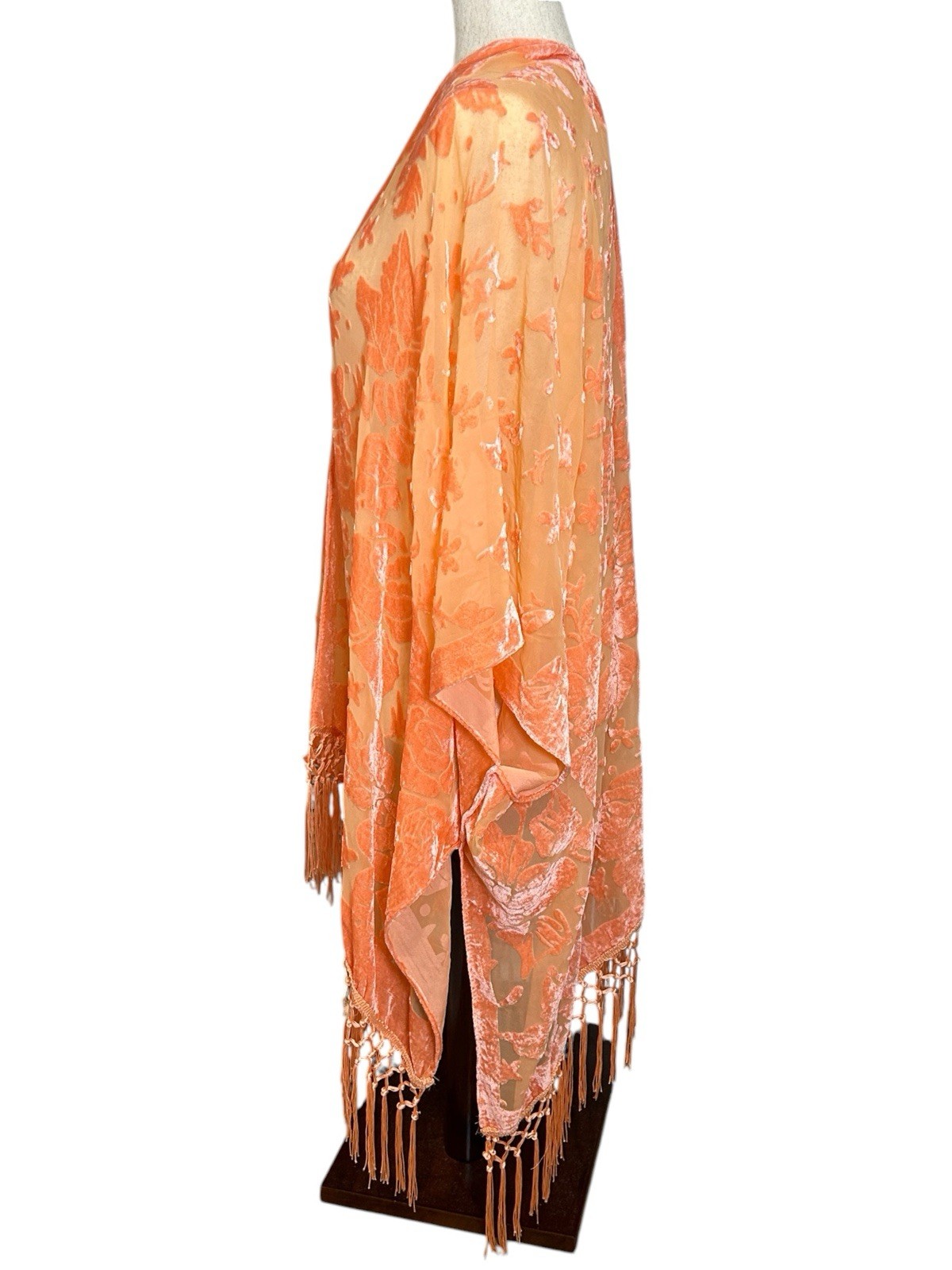 Marcus Adler Peach Velvet Burnout Kimono w/ Fringe Tassel Details – One Size