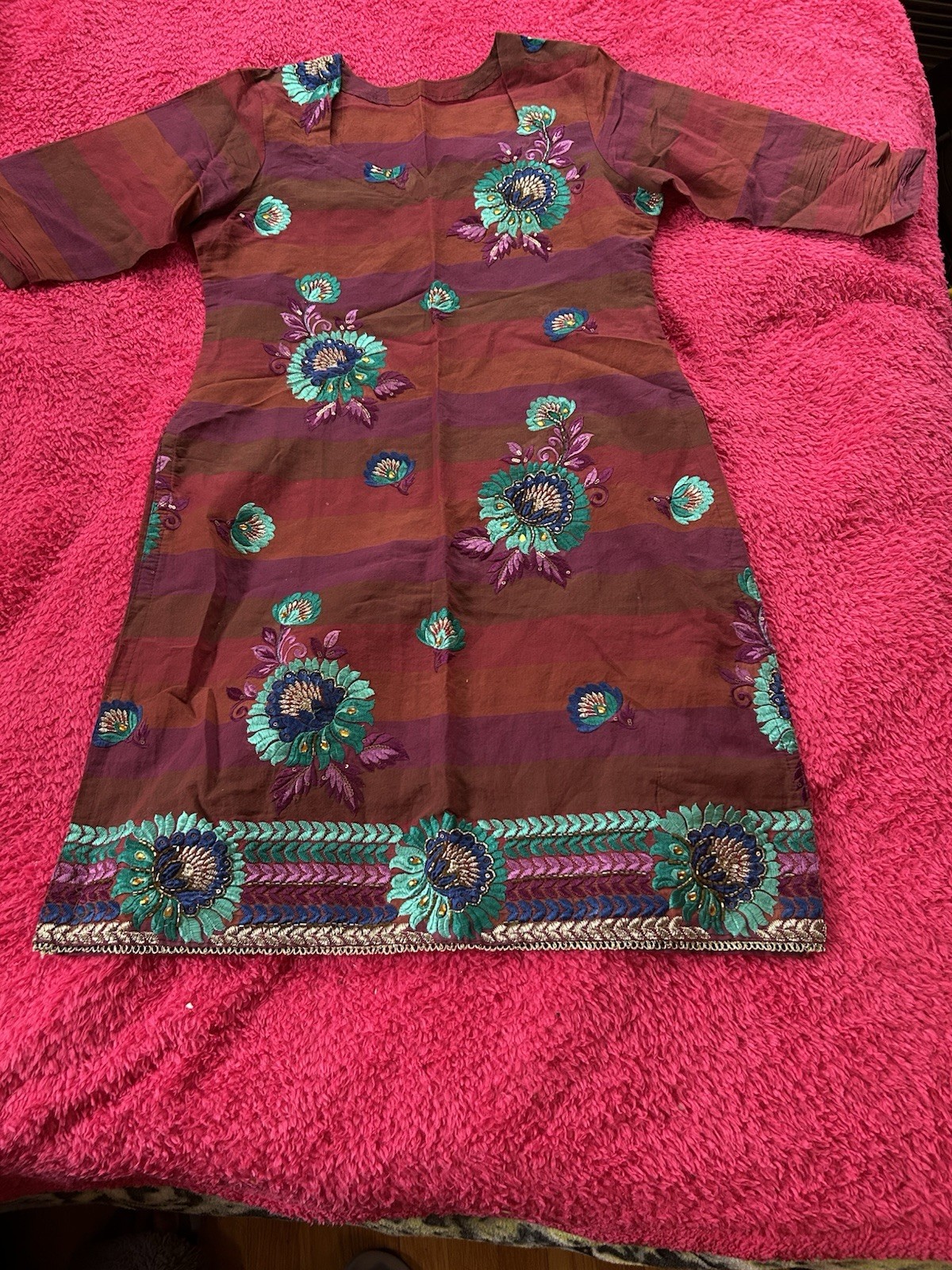 Muslim handmade wine color Floral Embroidered Cotton Kurta/Kurti Tunic, M