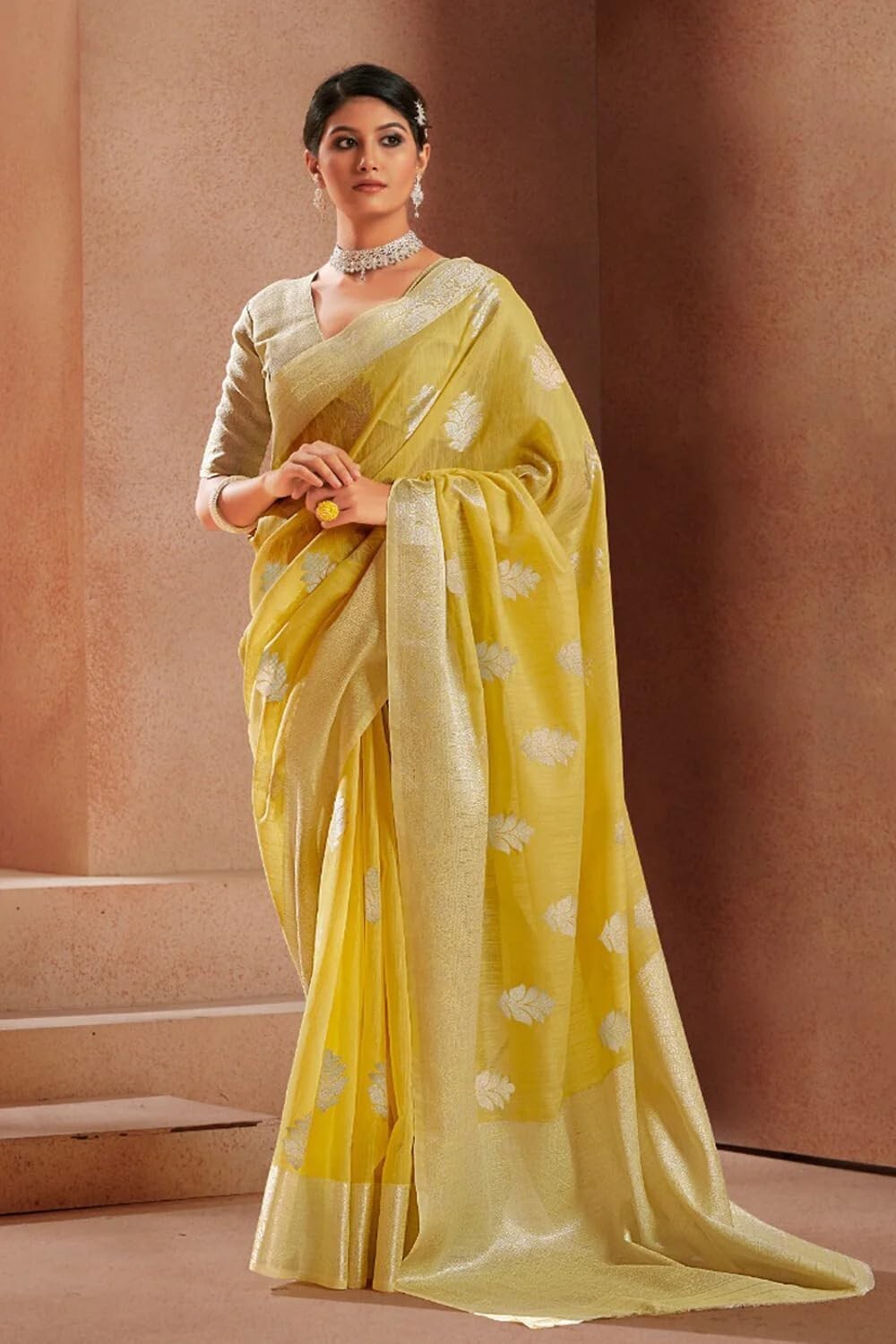 Women’s Pure Silk Saree With Blouse Piece