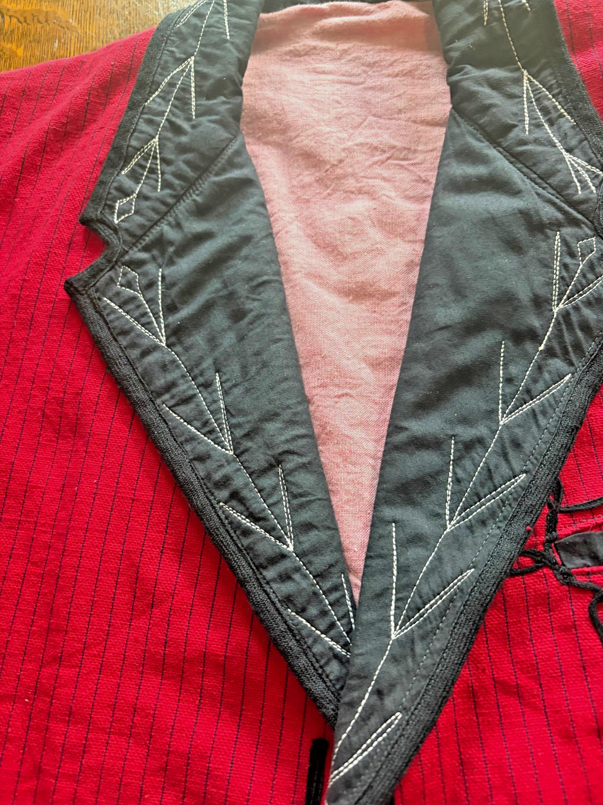 Vintage Guatemalan Red Solola Jacket Hand Woven Embroidered Cotton, Men’s Small