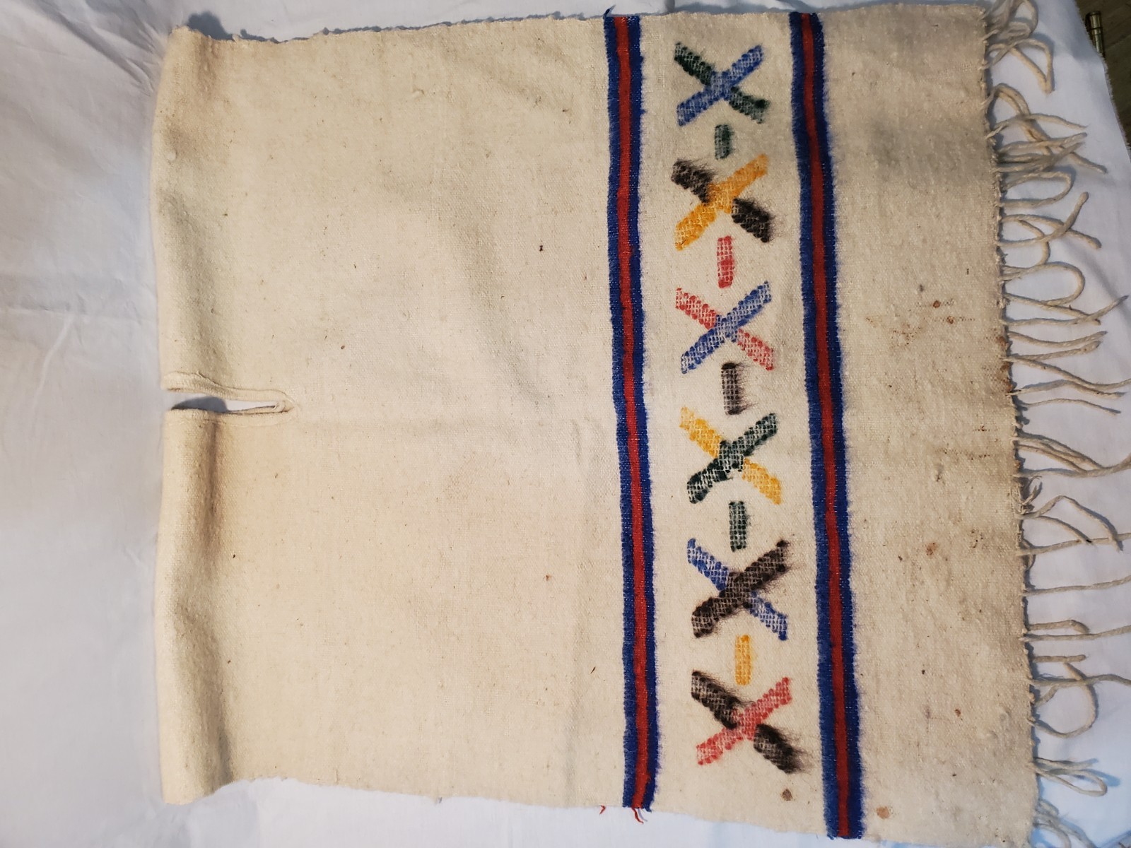 Vintage 100% Wool Warp & wool Weft Mexican Poncho 64″x30″ Rare Design X Pattern