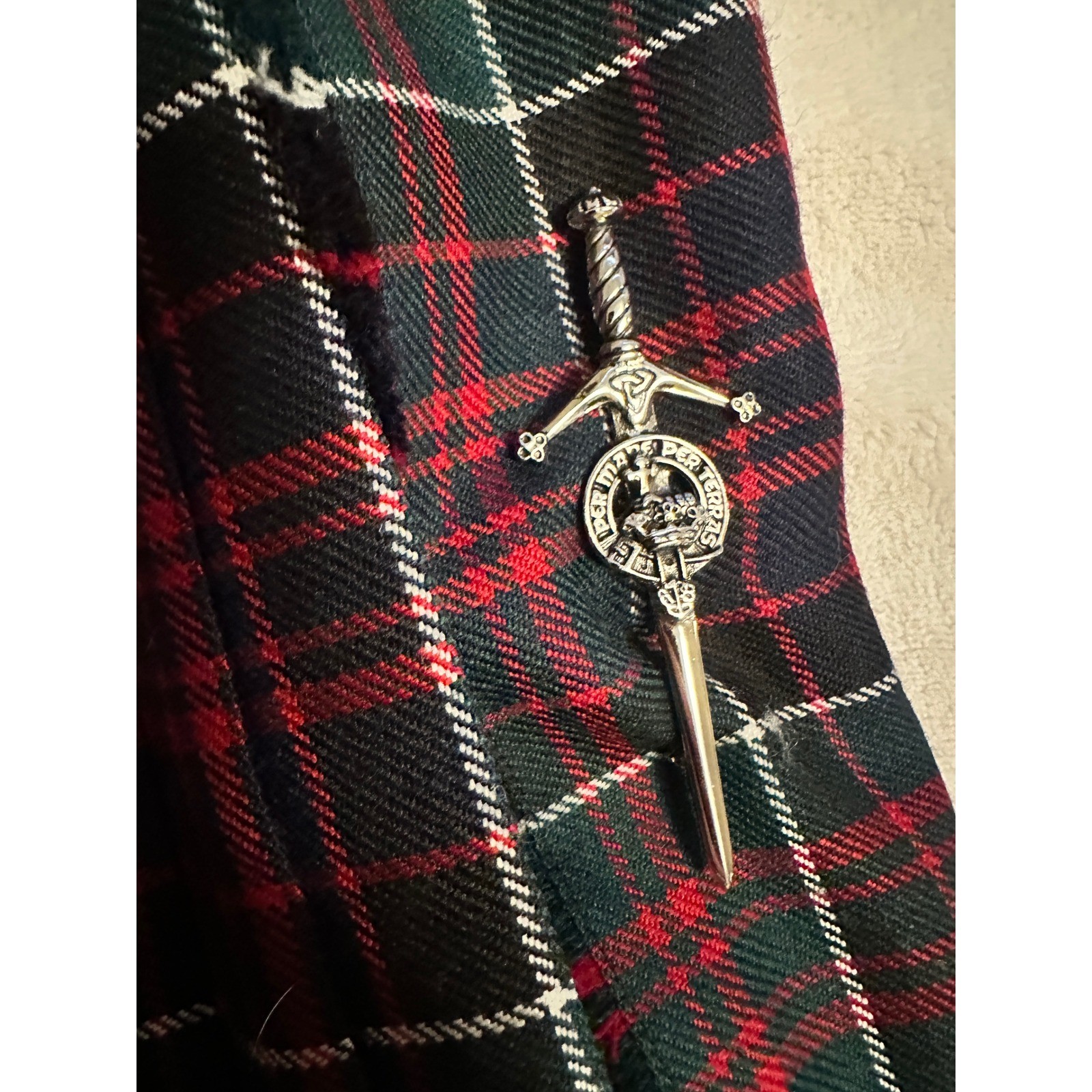 Celtic Craft Centre Scottish Wool Kilt Set Belt Scarf Garter Flashes Outlander