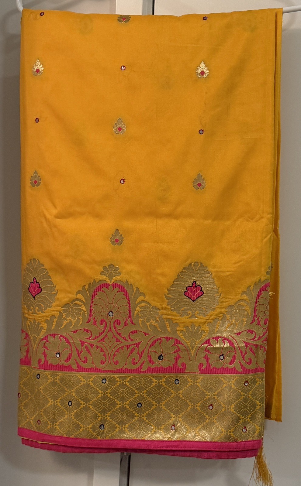 Silk Blend Wedding Saree With Blouse