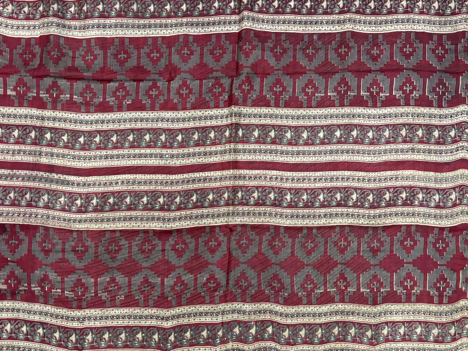 100% Pure Silk Saree | Recycled Indian Sari Fabric | Craft Dress Material SS1752