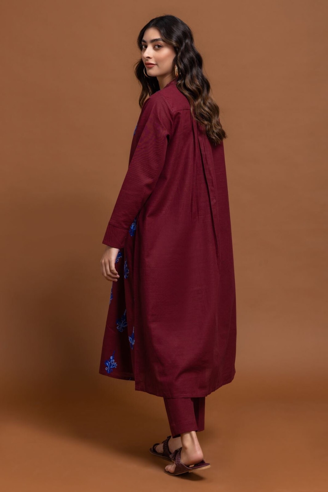 NWT KHAADI Sizes 10, 8 Embroidered Khaddar Kameez Fall/Winter Pakistani