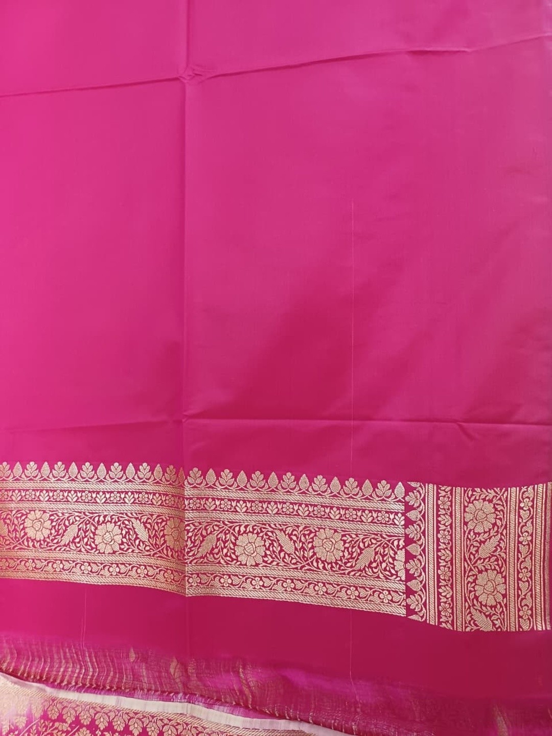 Banarasi Silk Cream & Dark Pink Zari Weaving Work Unstitched Blouse