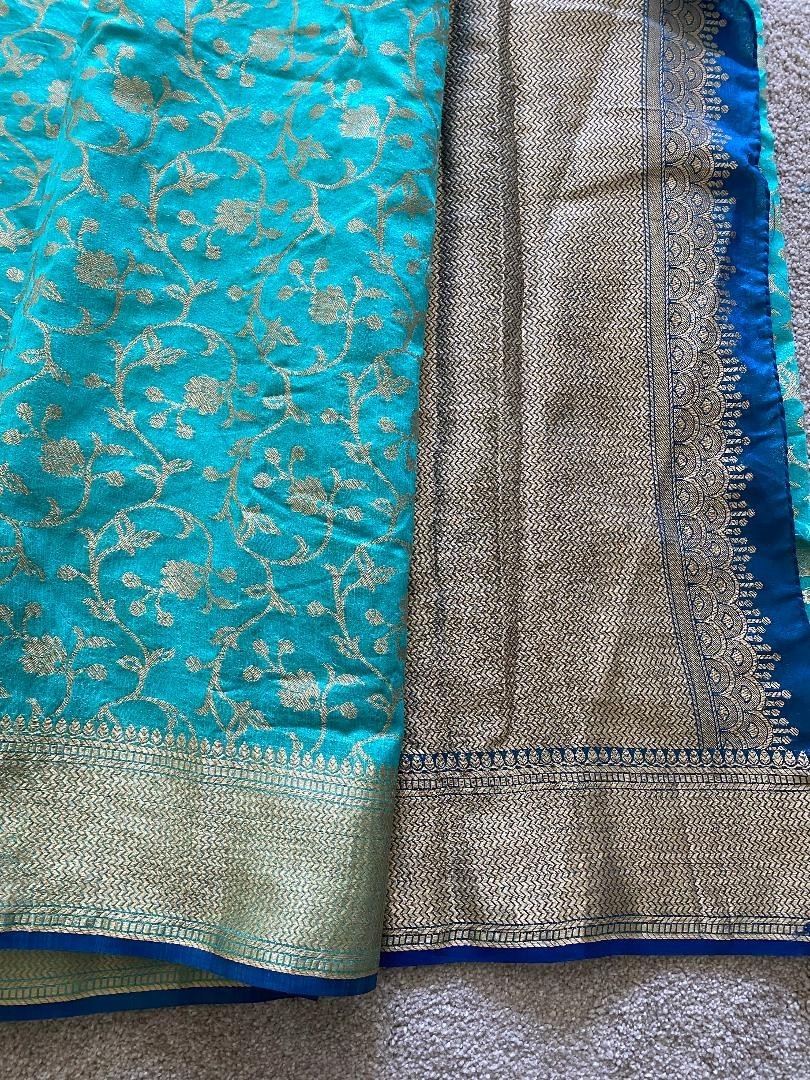 Beautiful NEW saree