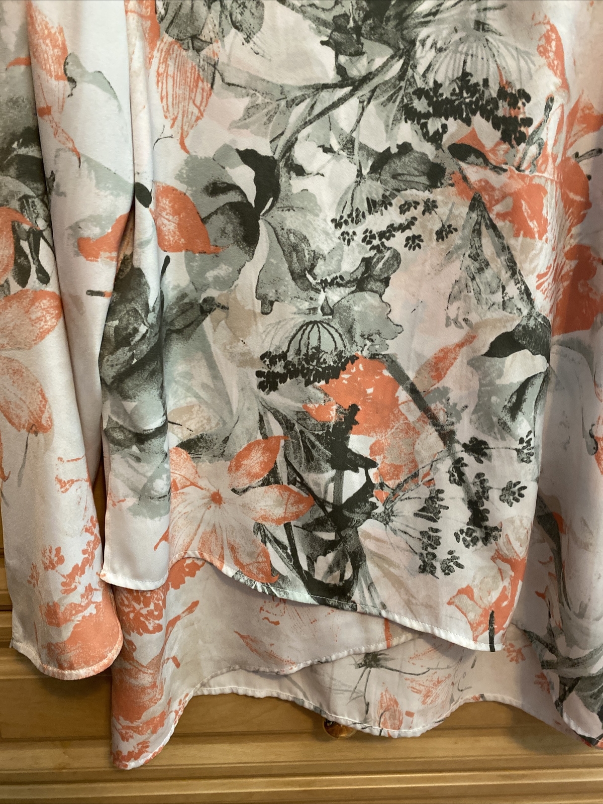Chico’s Floral Multi-Color 3/4 sleeve Rayon Blouse Size 1