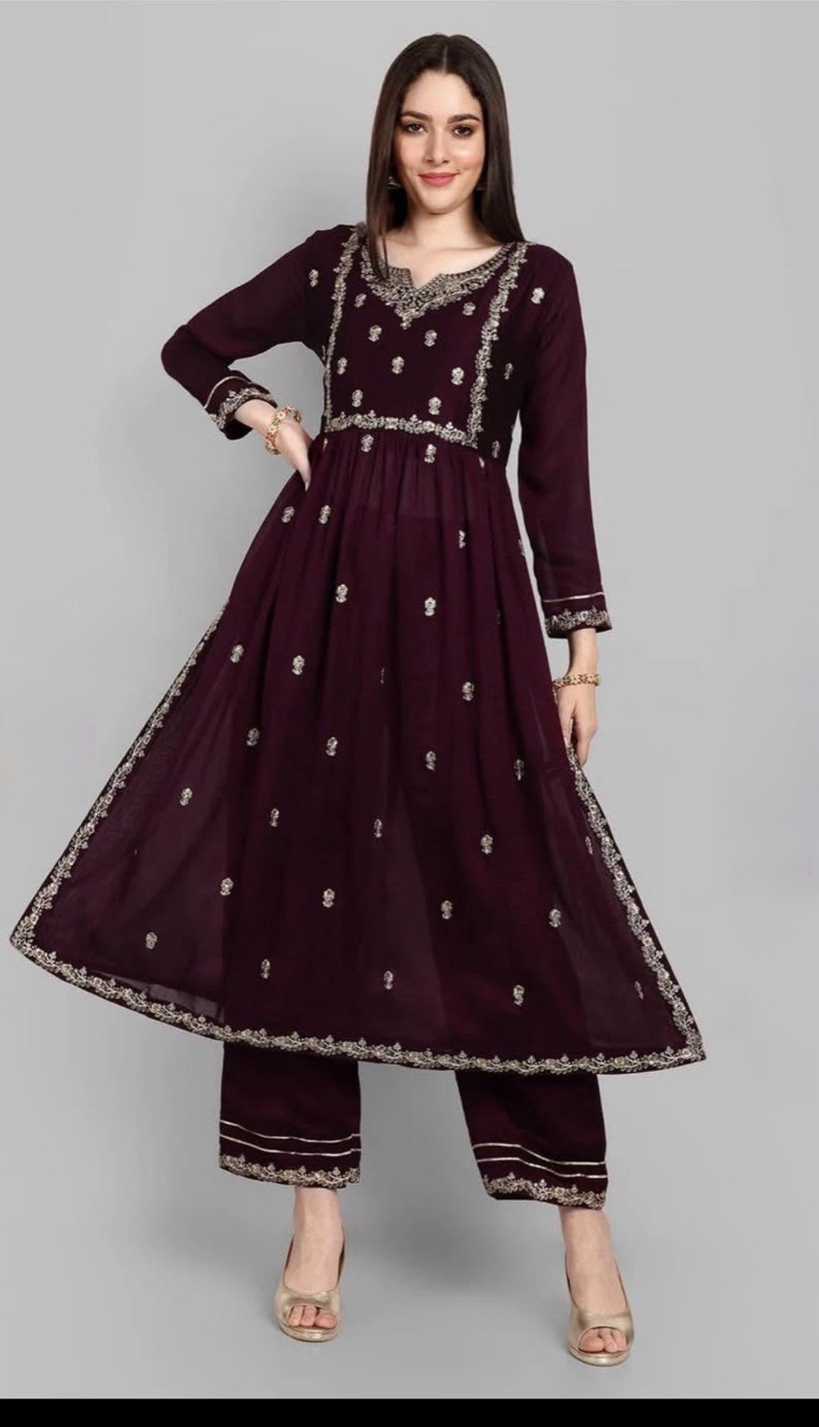 Women vichitra silk wine Kurtz set (M)
