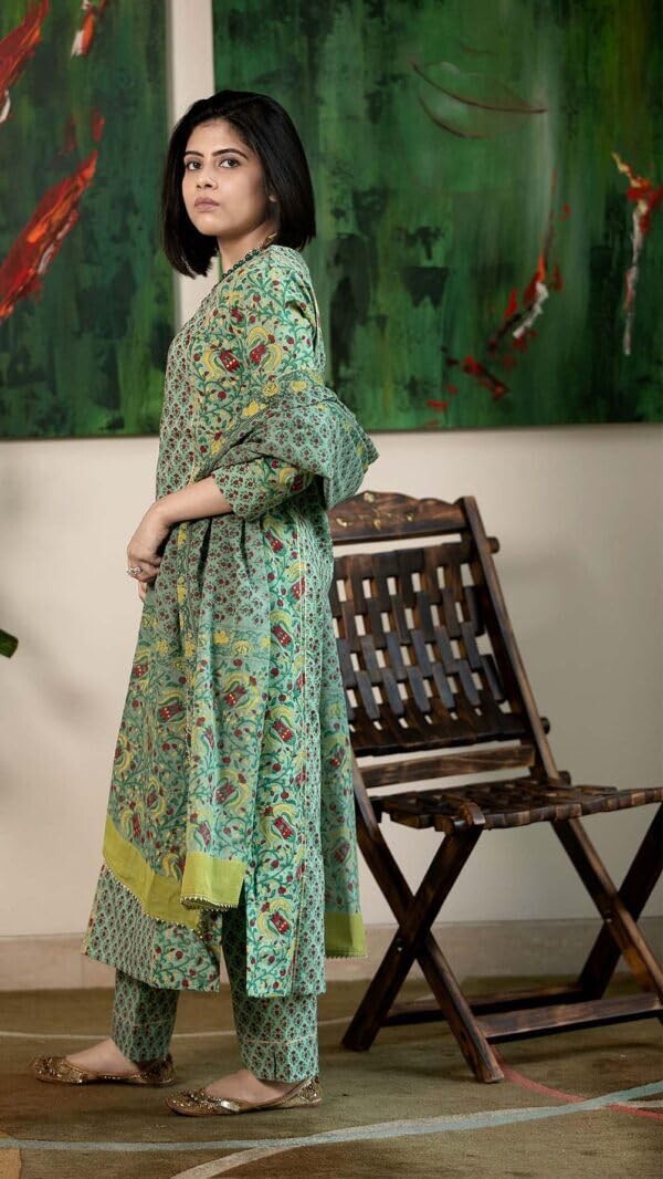 Women’s Rayon Viscose Printed Straight Kurta with Pant & Dupatta