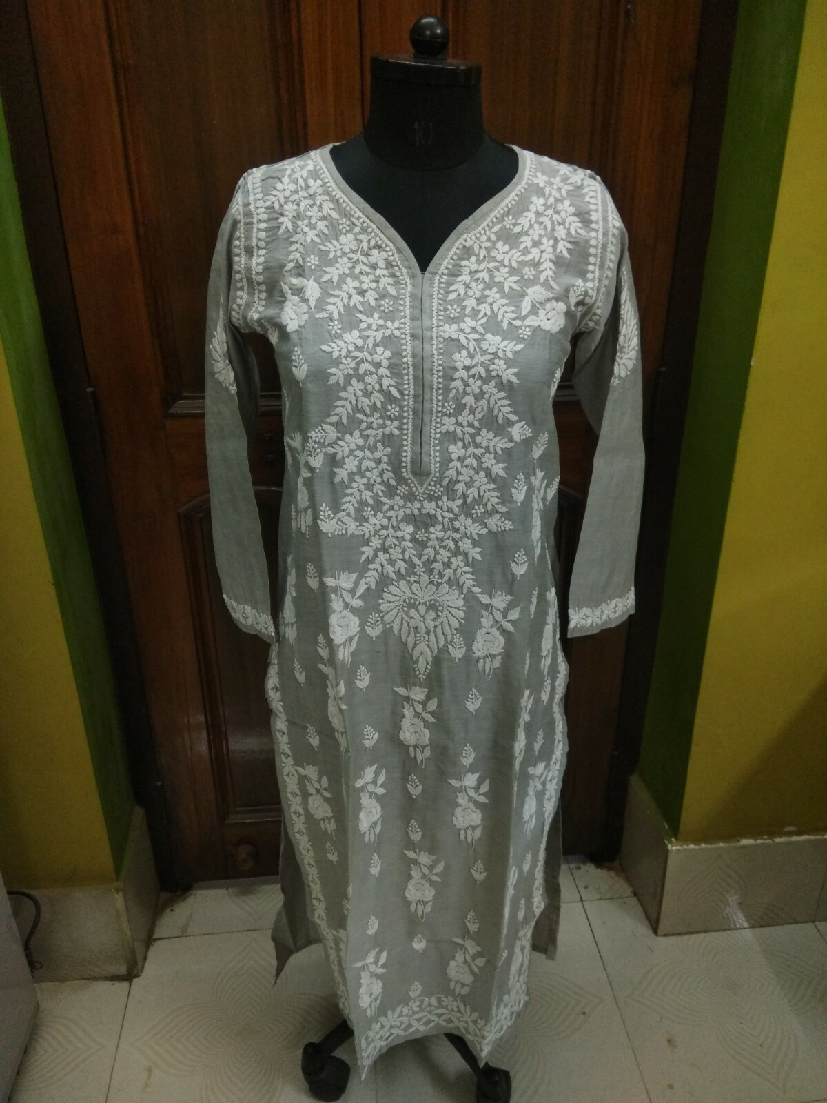 LONG XS S 36″ M 40″ PURE CHANDERI FABRIC HANDMADE ETHNIC CHIKAN EMBROIDERY TOP