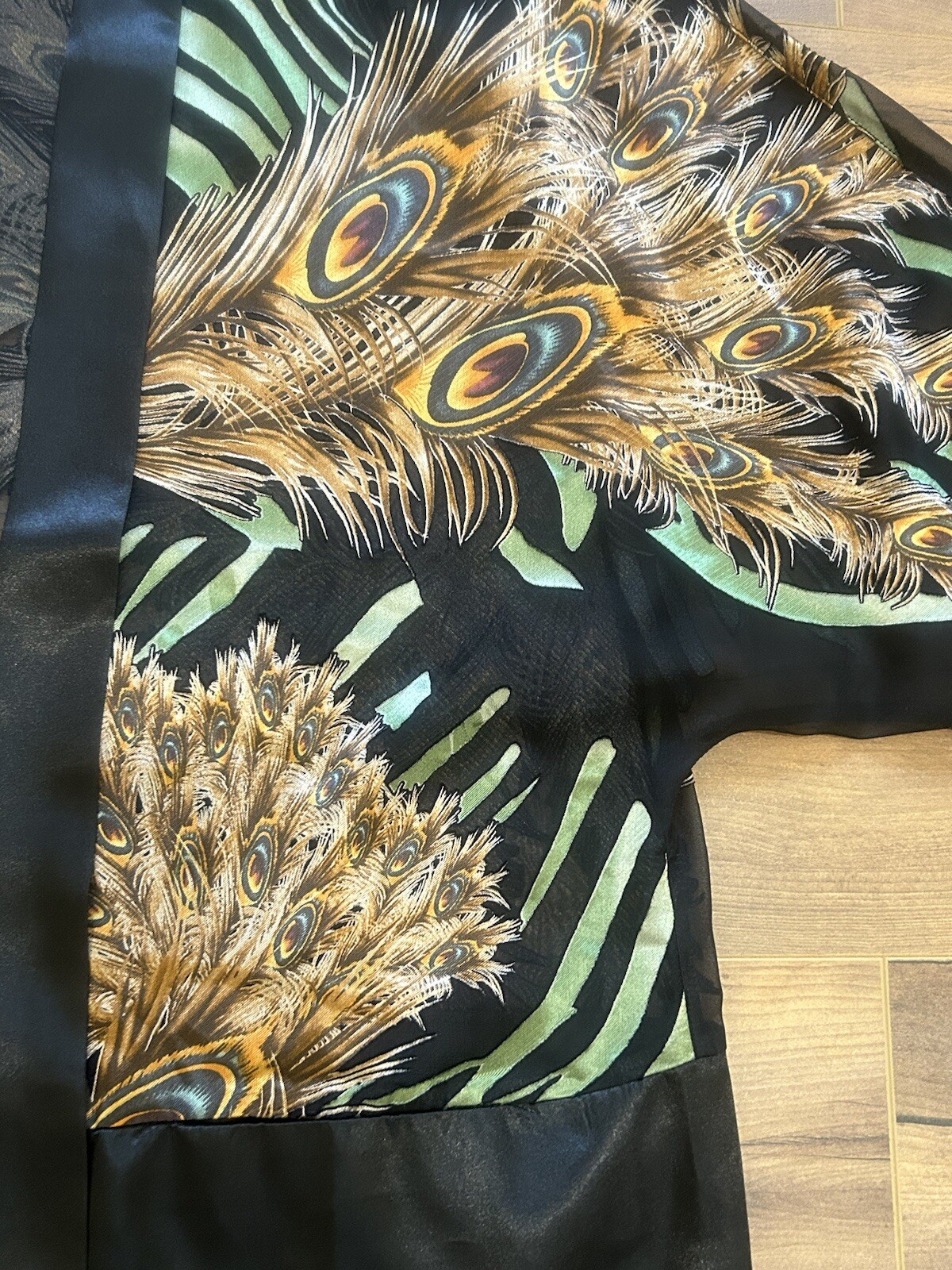 Drapers & Damons LARGE Peacock Black Kimono Robe Vibrant Open Front Green