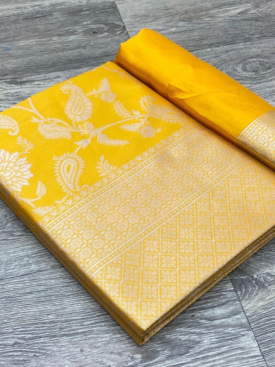Radiant Yellow Wedding Saree Soft Silk with Rich Jacquard Weave Pallu indian