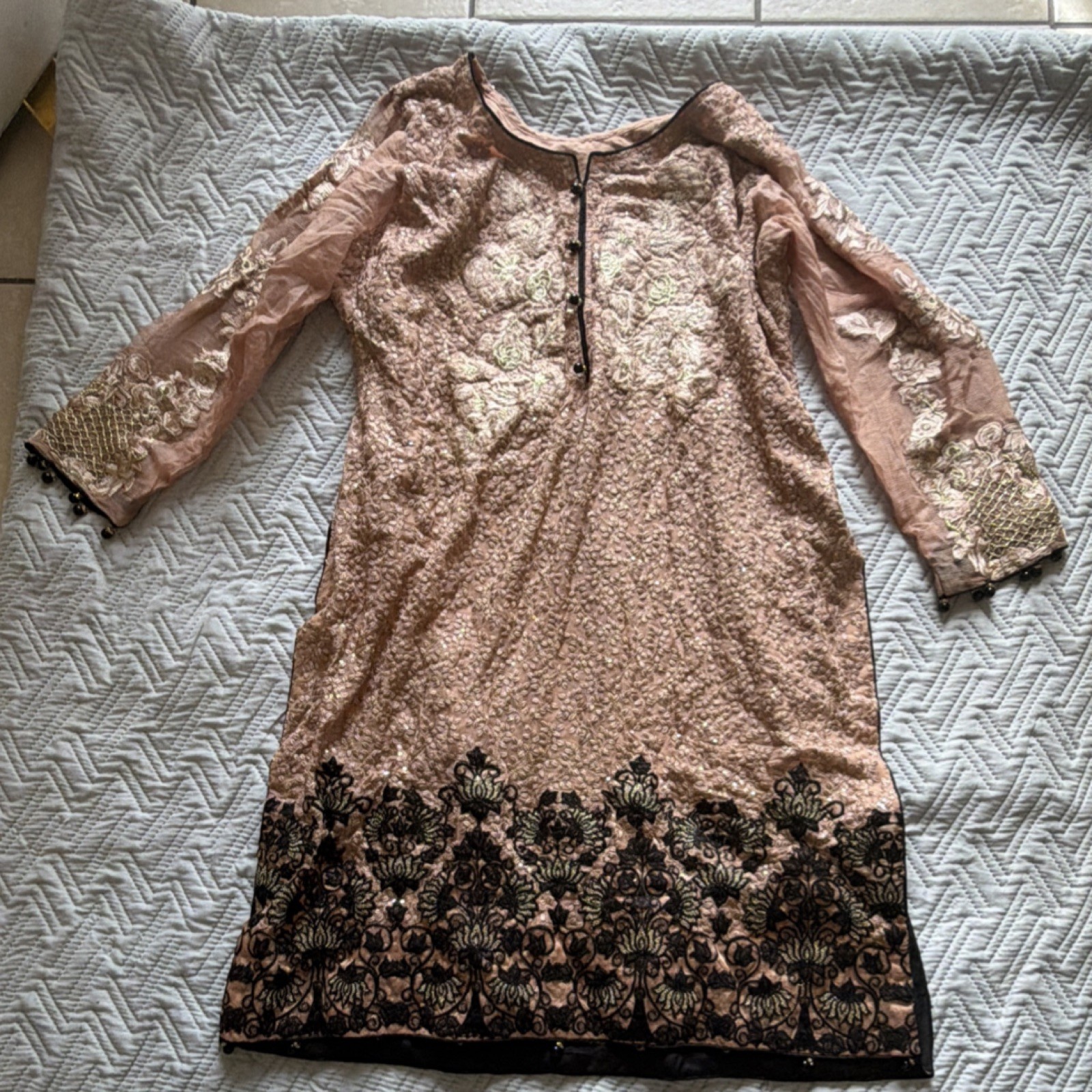 Pink Embroidered Women’s Kurta with Floral & Black Bead Detailing, Kurti Style