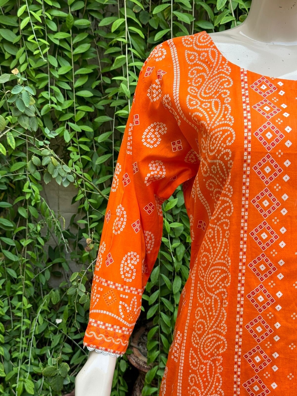 Pakistani Chunri Print Orange Straight Shirt 3-PCS Lawn dress ,XL