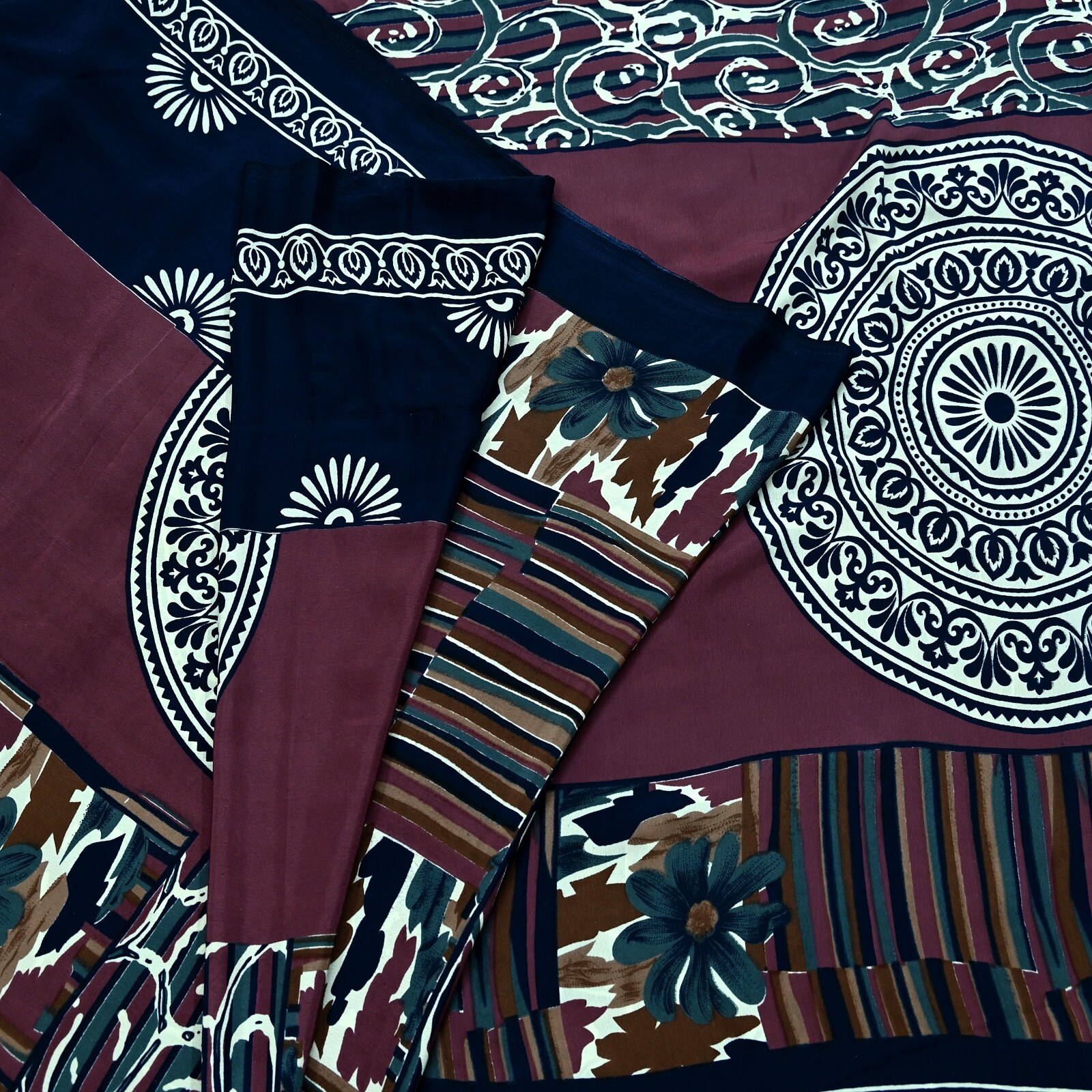 Vintage Sari Pink & Blue Moss Crepe Printed Sarees Craft Fabric 5yd Sewing Soft