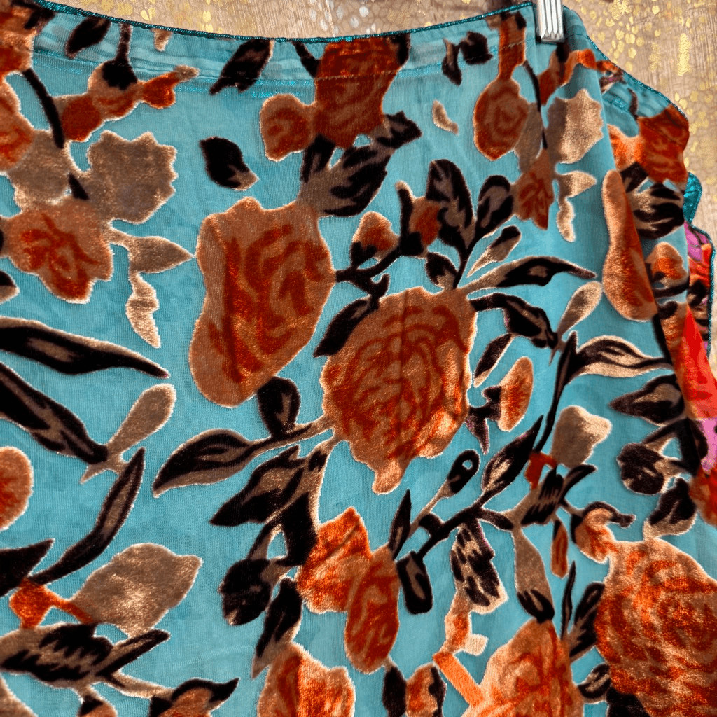 Burnout Velvet Floral Pink Blue Teal Metallic Border Fabric Saree Wrap