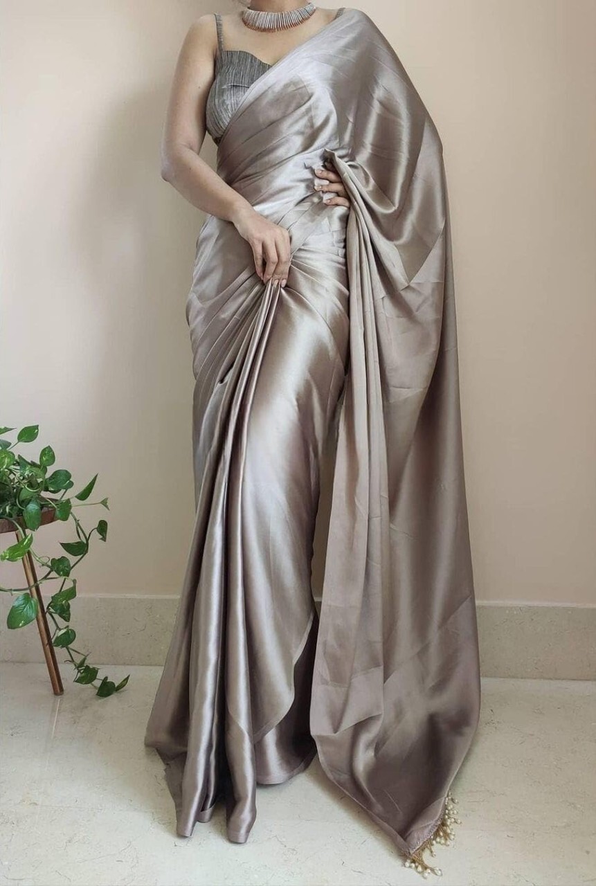 Solid/Plain Bollywood Satin, Silk Blend Saree (Grey)