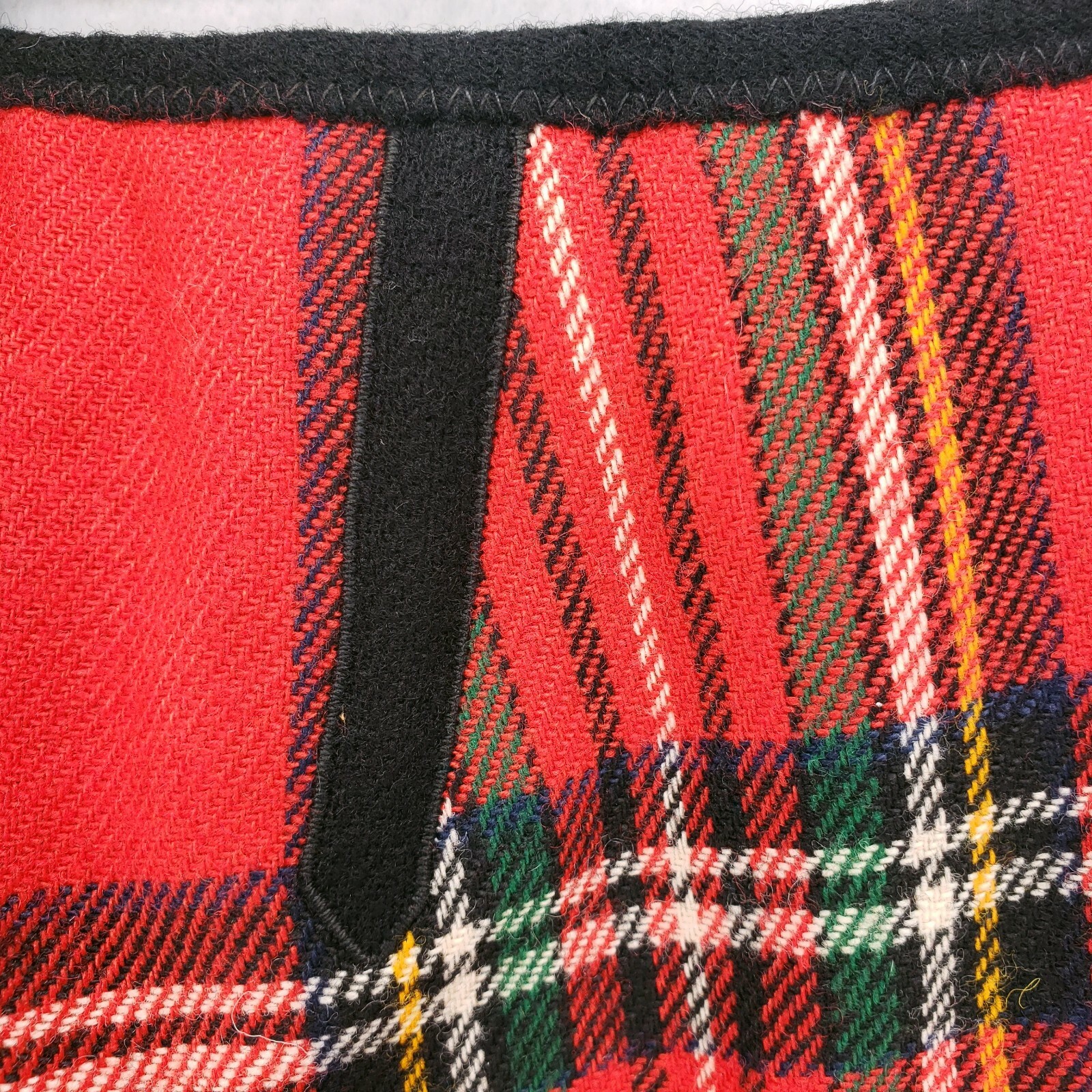 Vintage Tasseled Kilt Tartan Unbranded Red Plaid 23″ Waist EUC