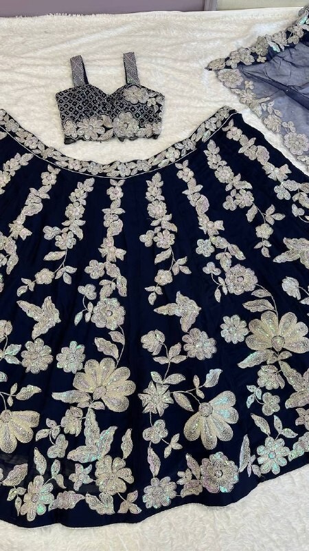 Exclusive Kasturi Silk Wedding Bridal Lehenga Choli New Ethnic Designer Lehenga