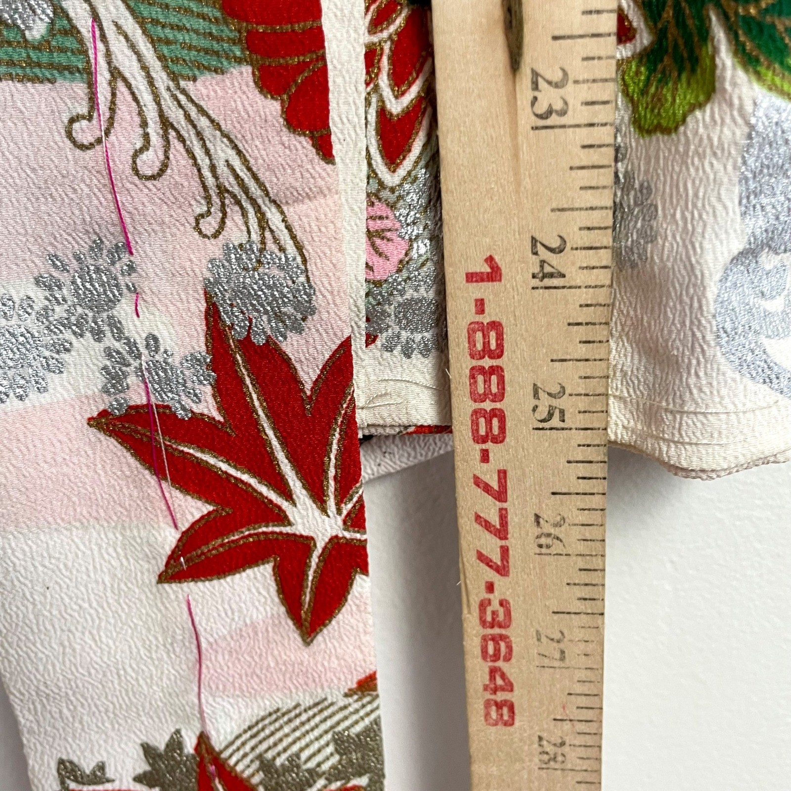Vintage Japanese Floral Kimono Robe Childrens White Red Maple Leaf Metallic