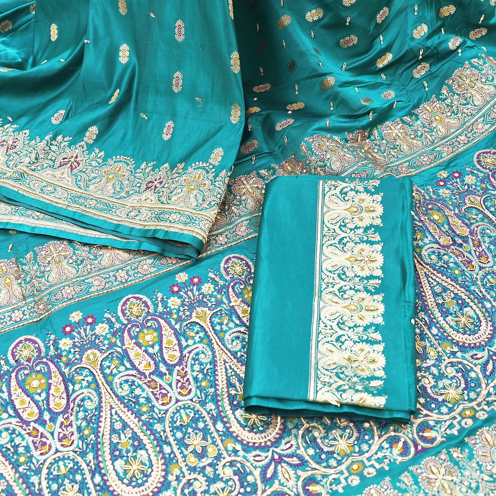 Indian Vintage Green Heavy Saree Pure Satin Silk Hand Embroidered Banarasi sari