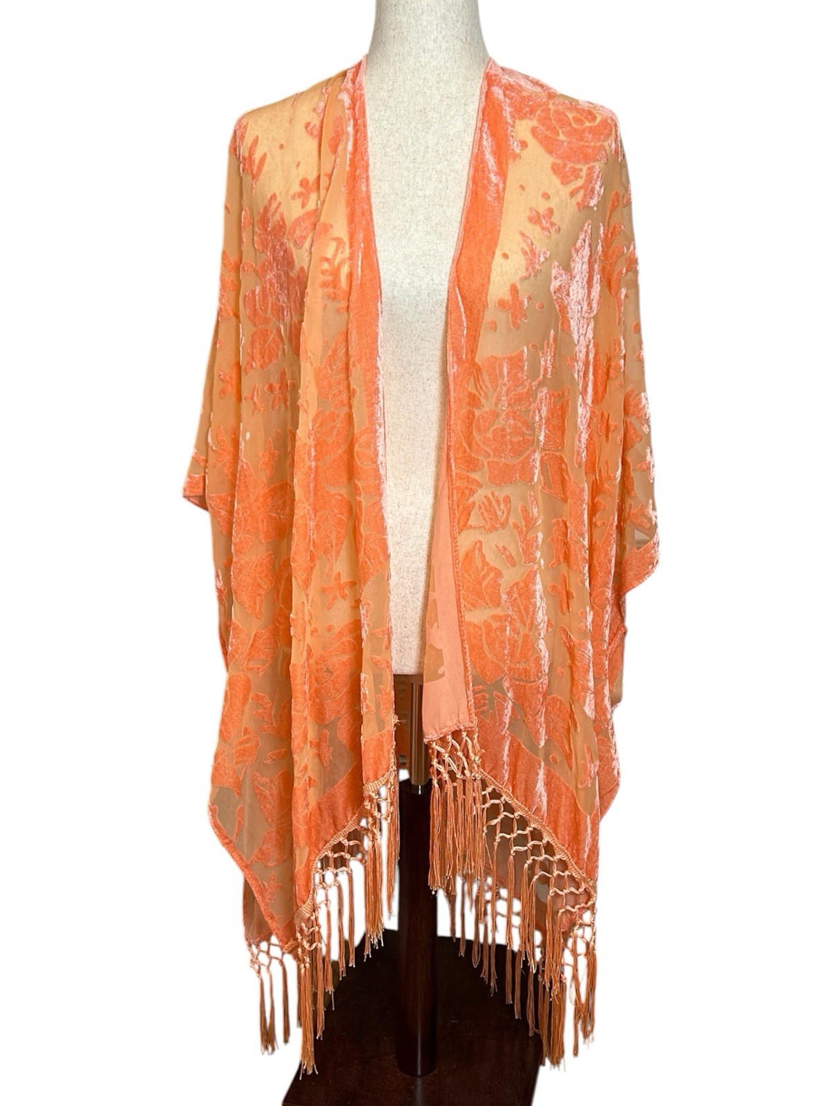 Marcus Adler Peach Velvet Burnout Kimono w/ Fringe Tassel Details – One Size