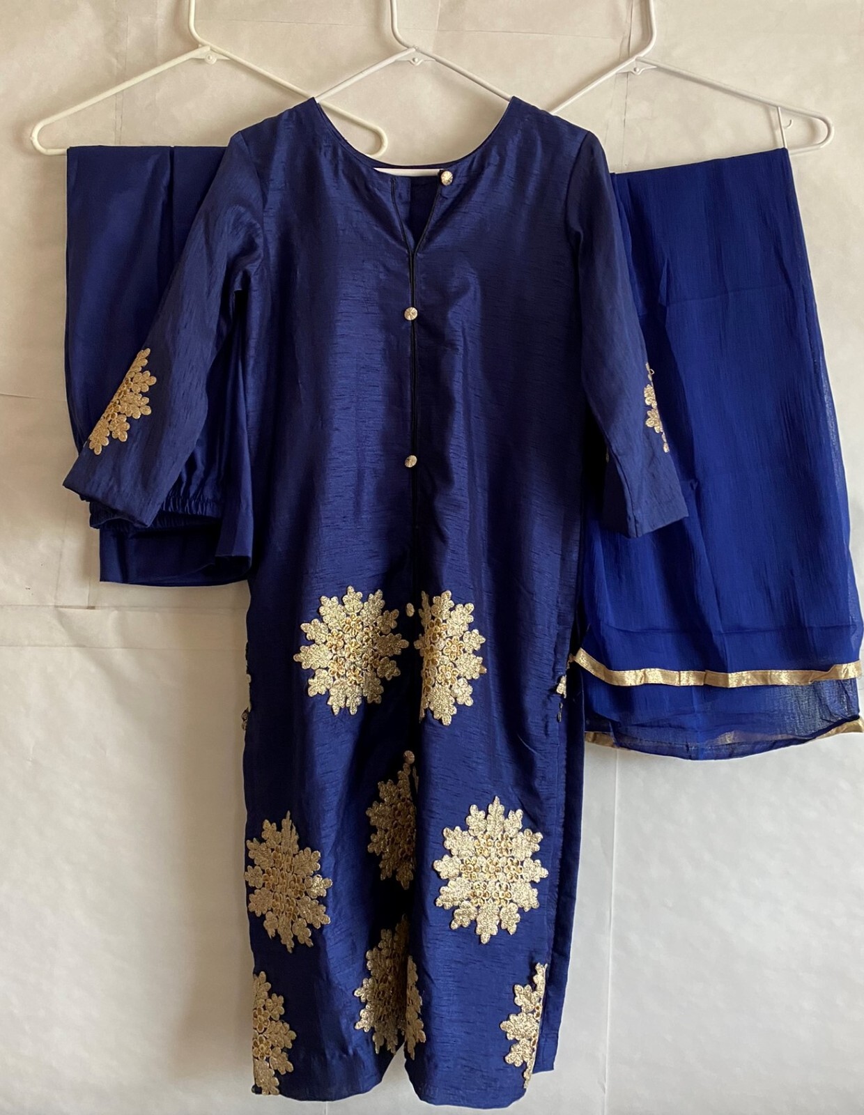 Royal blue with Brocade decoration – Indian 3 piece dress – great for party