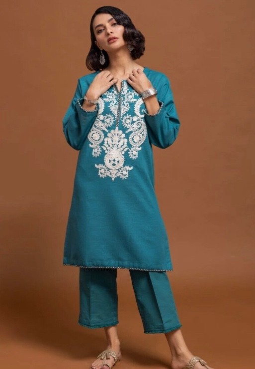 NWT KHAADI Size 14 Drop Shoulder Embroider Khaddar Kurti Fall/Winter Pakistan