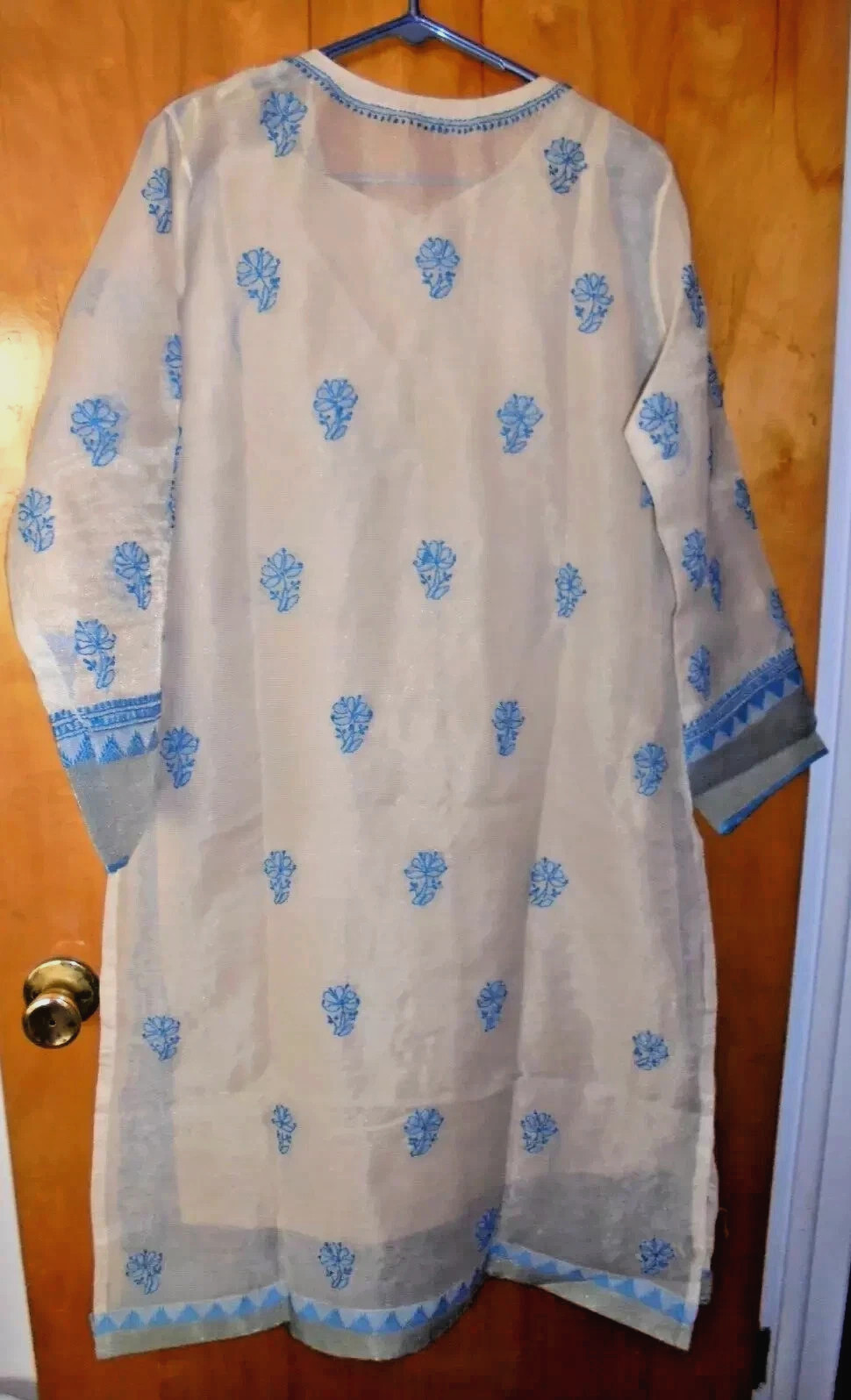 Indian Pakistani chikankari Kutra Organza size L not Khaadi free shipping code