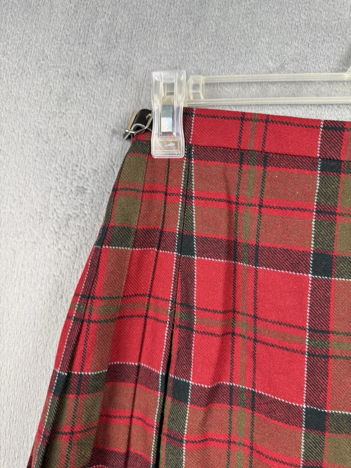 Vintage Tartan Plaid Kilt Pure New Wool Skirt Size 26W Red Schoolgirl Punk