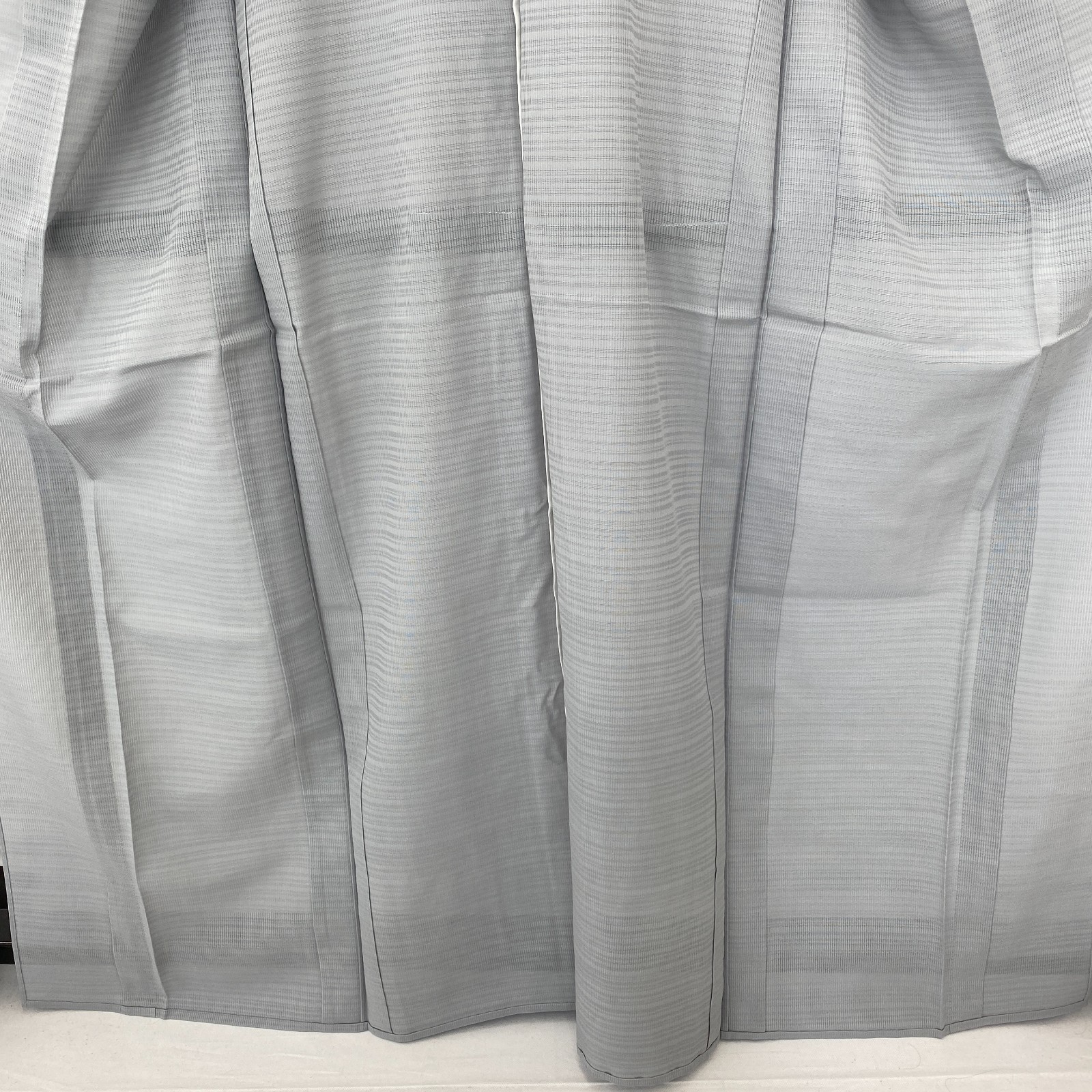 Japanese Vintage Kimono Polyester Gray No Lining Family crest Length 64 in