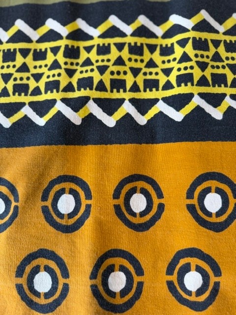 Men’s African hand-tailored shirt from Ghana- M