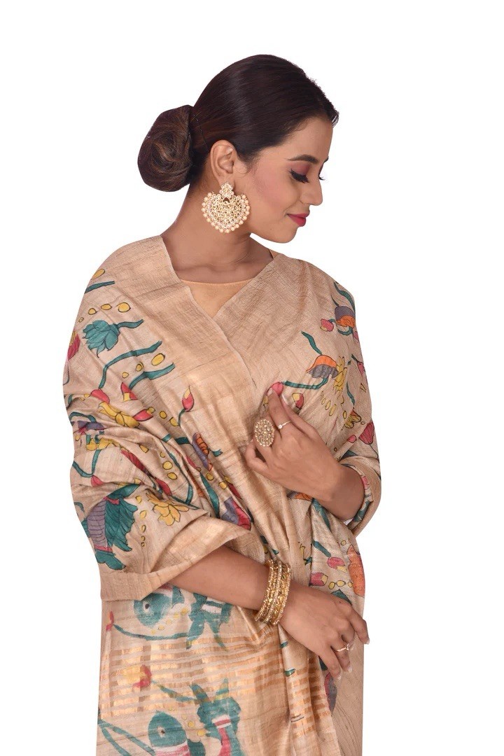 Pichwai Art Hand Painted Off White Tussar Silk Saree sari party wear For Women