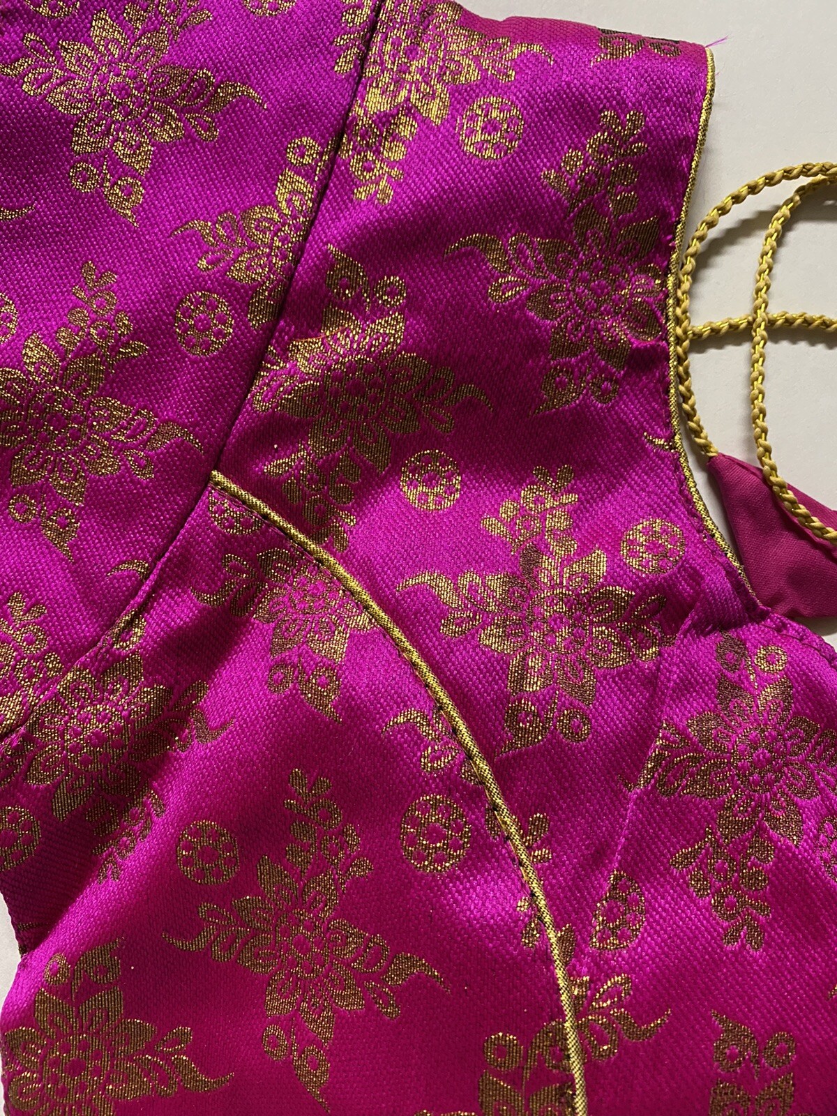 NEW Readymade Designer Sari Blouse RANI GOLDEN BROCADE SLEEVES DORI 36″ -USA