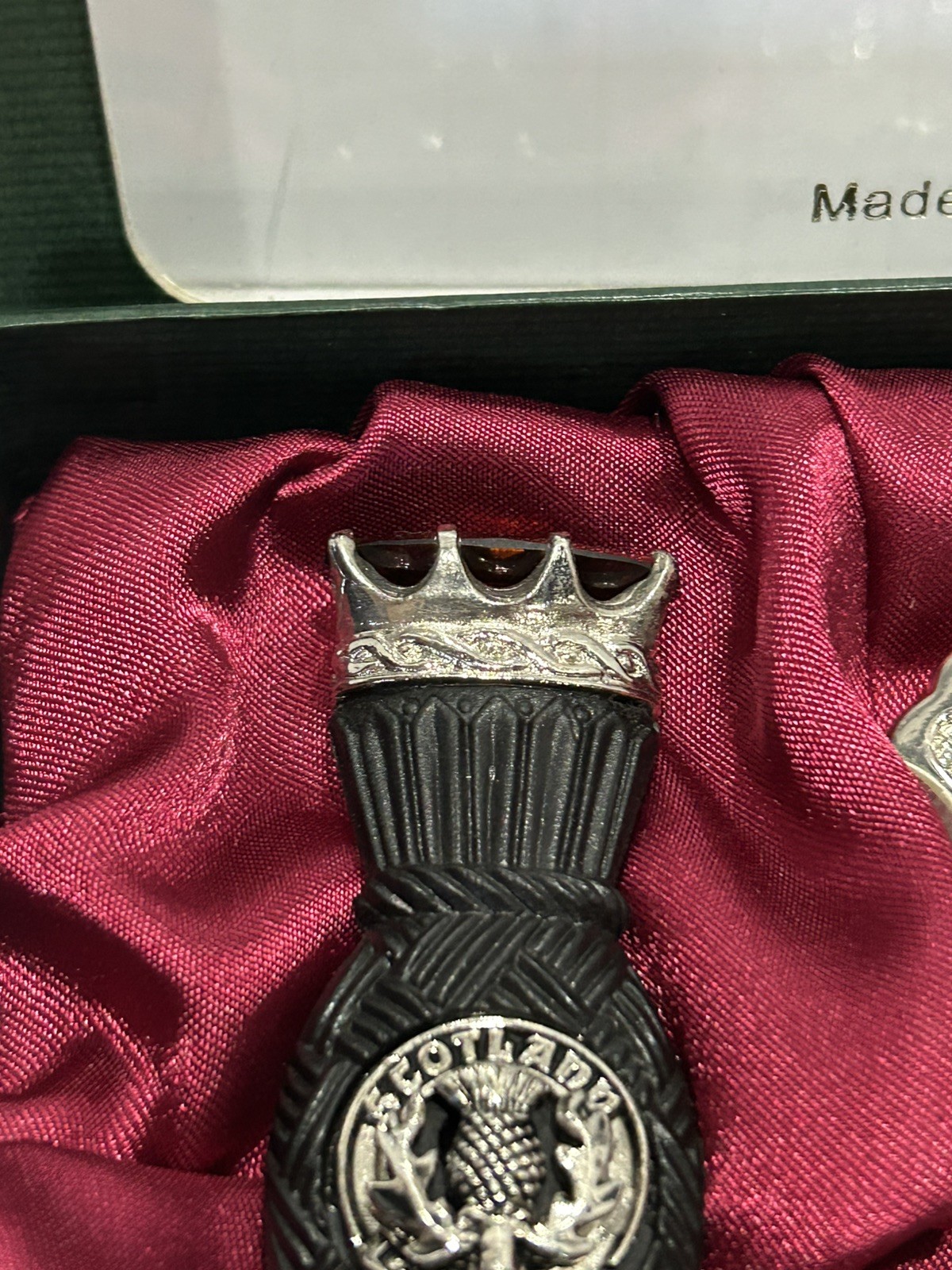 New Scottish Thistle Clan Crest Pewter Gift Set – Sgian Dubh, Kilt Pin, Buckle