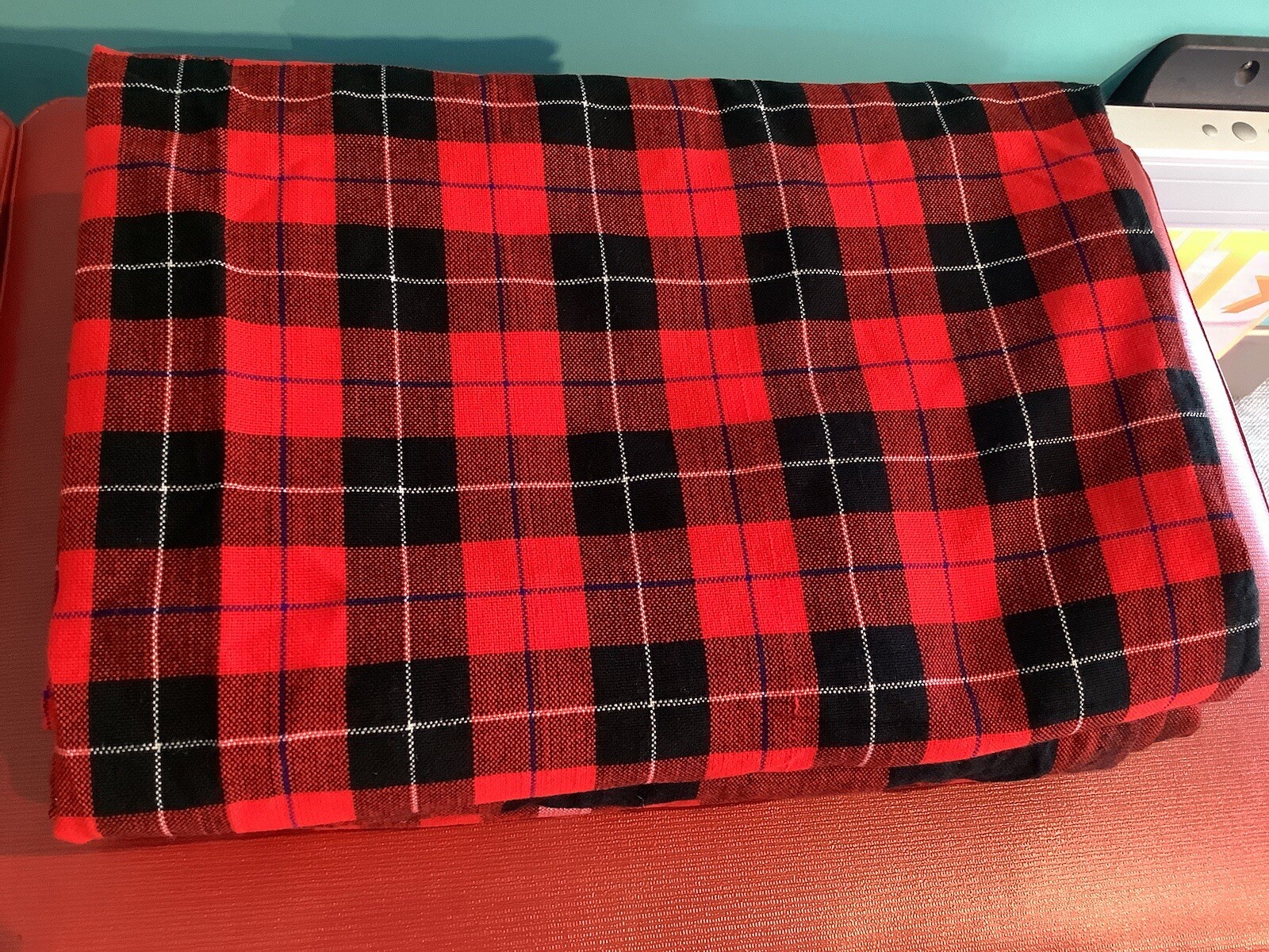 Africa Maasai Tribal Shuka Throw Blanket Wrap Bedspread Red. Black Green Kenya