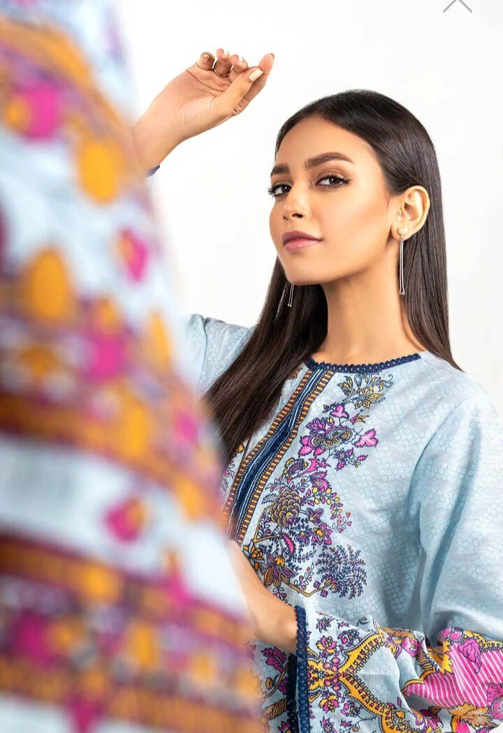 NWT GUL AHMED Size XS, S Screen Printed Khaddar Shirt & Dupatta Designer