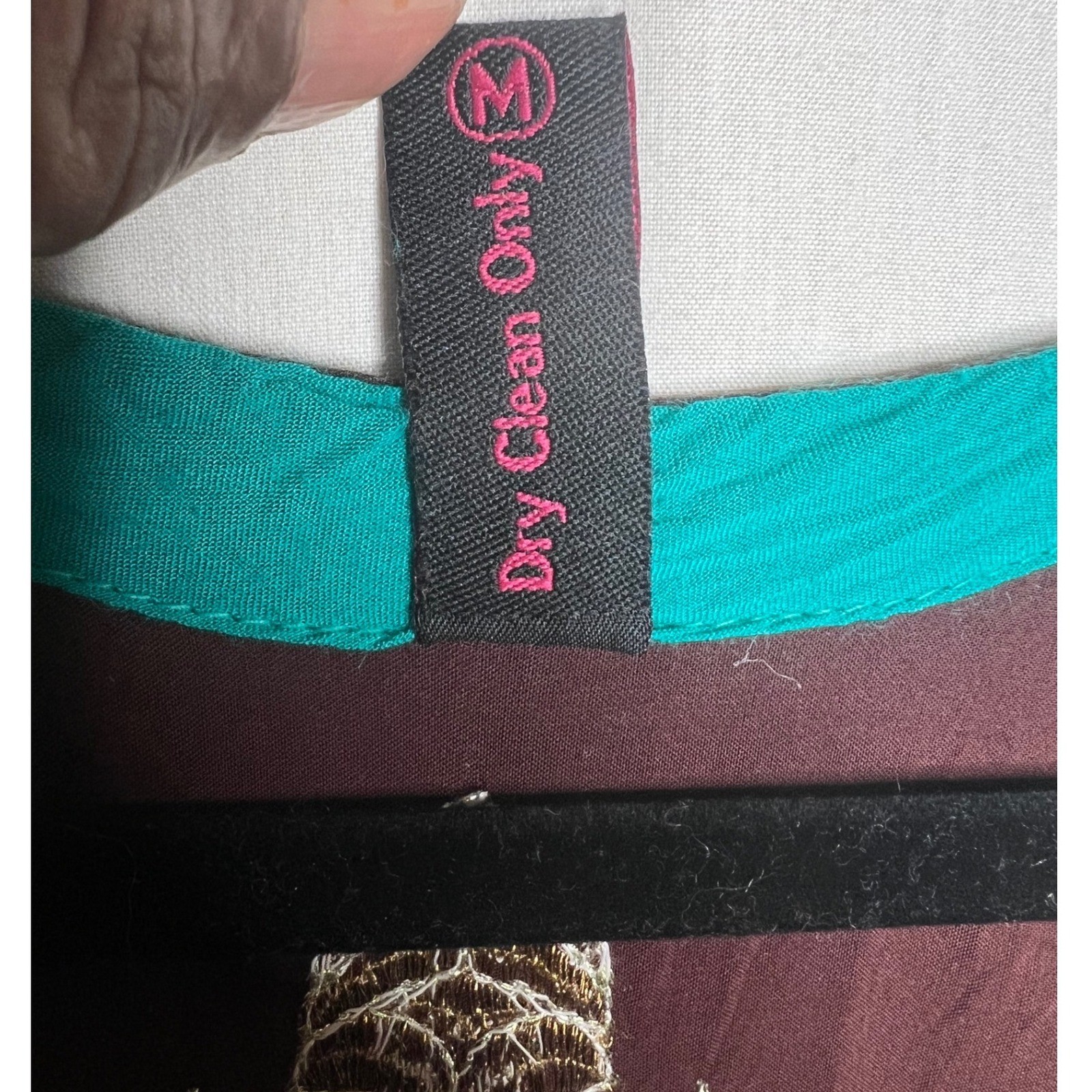 MH Burgundy Embroidered Sleeveless Kurti Tunic Teal Trim Medium