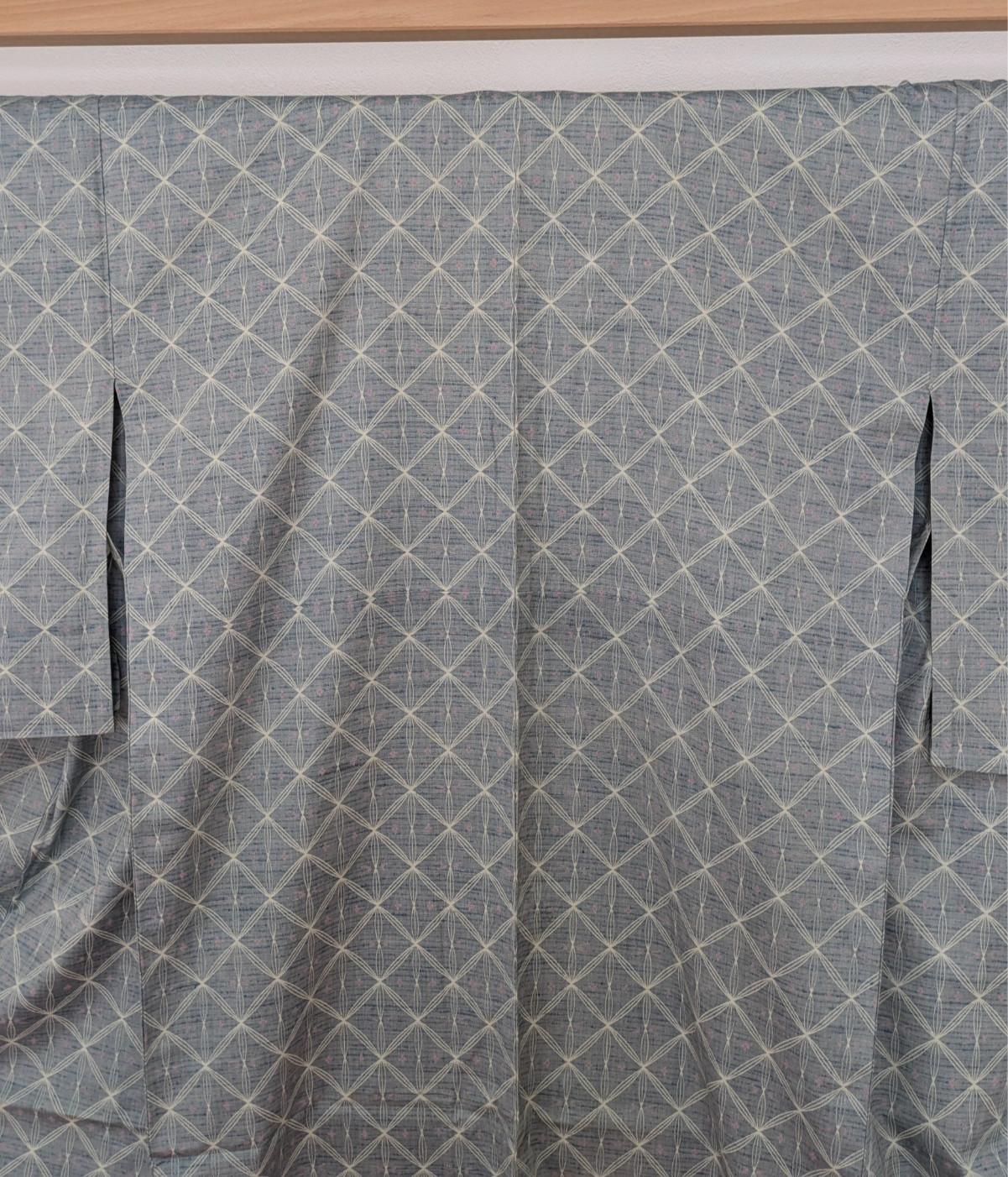 Vintage Japanese Kimono Silk Hitoe Gray White Geometric Pattern Unlined Tsumugi