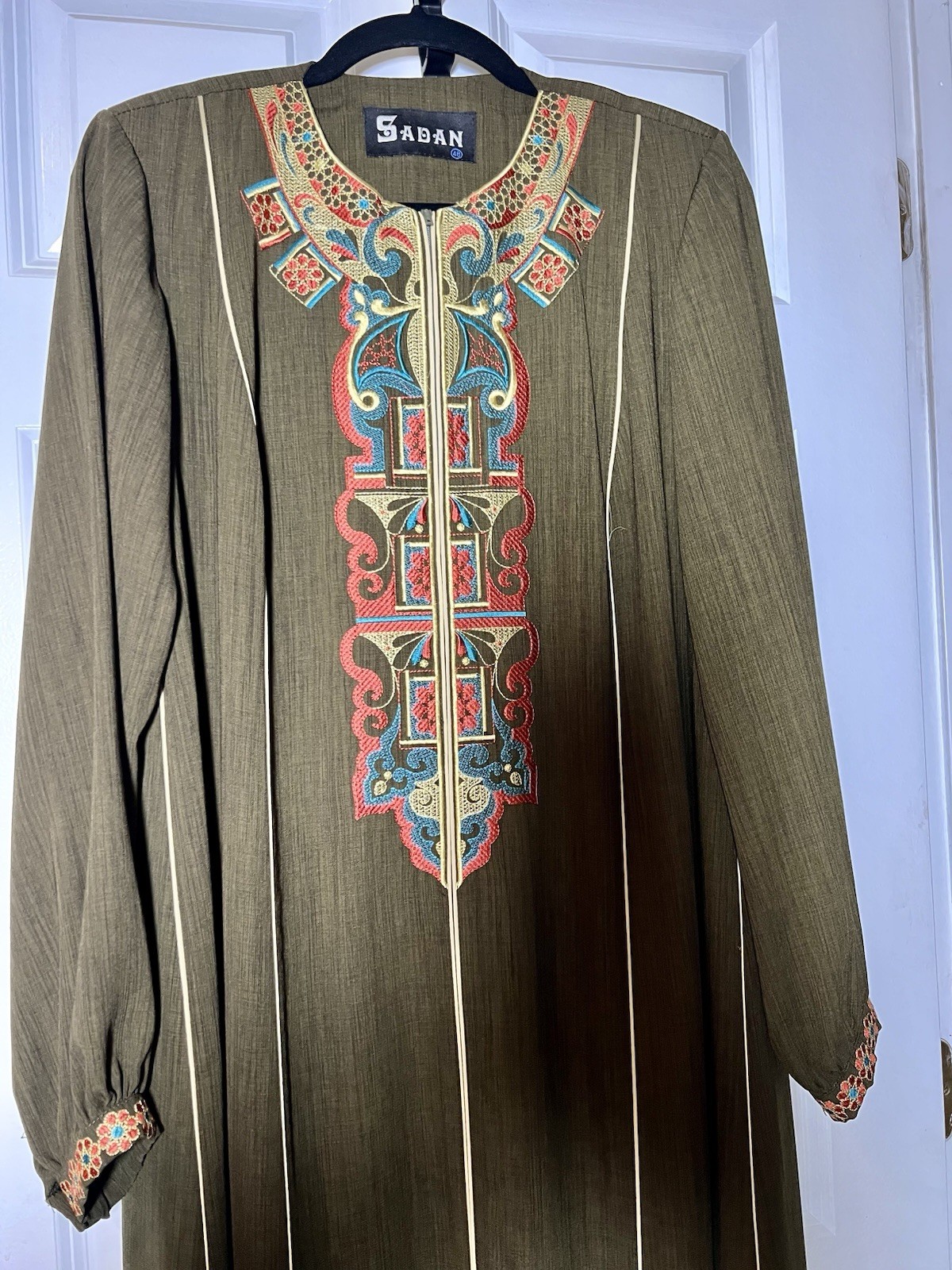 Sadan Women’s Green Striped Embroidered Round Neck Long Sleeve Maxi Dress M
