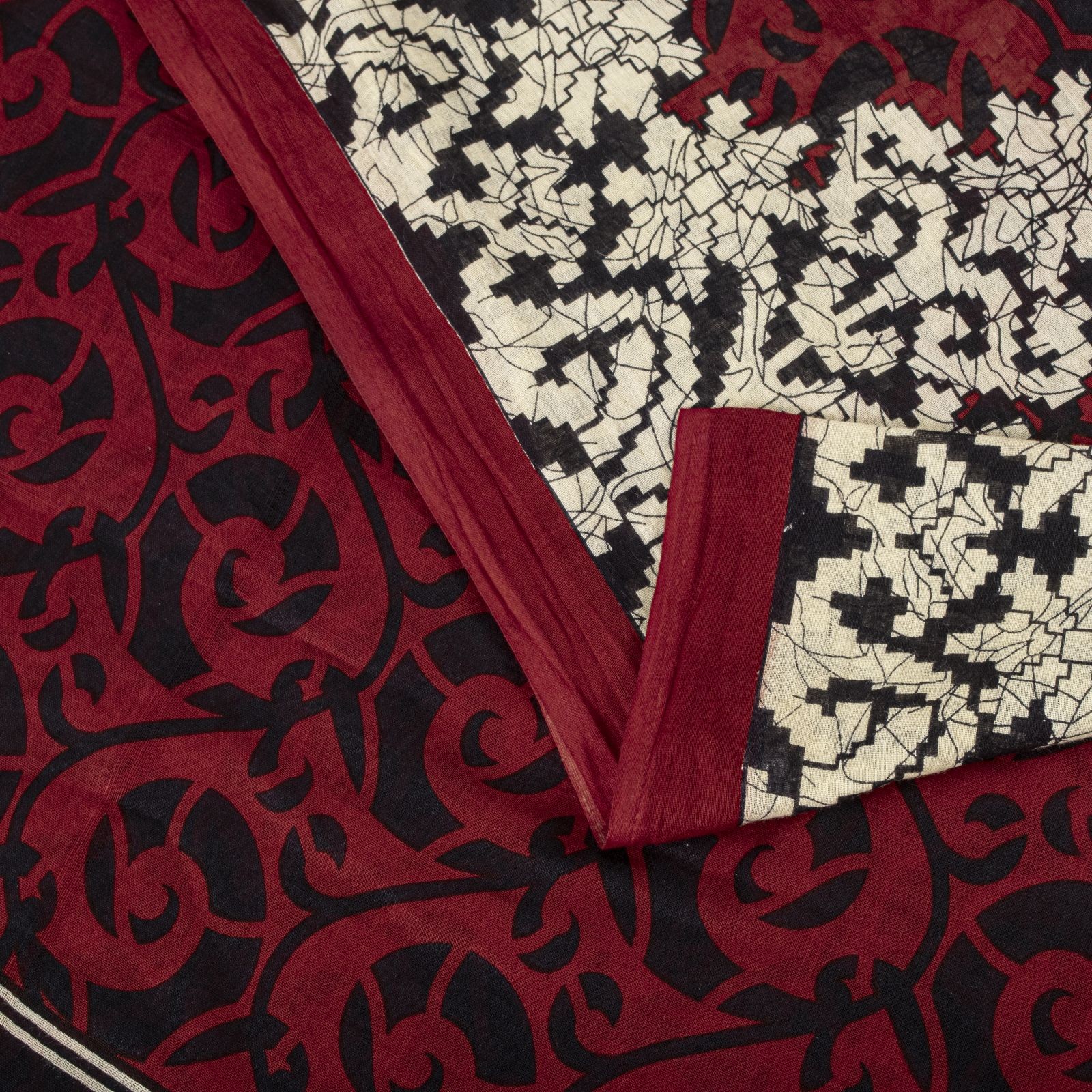 Sanskriti Vintage Saree Red-Black Pure Cotton Damask Printed Sari Fabric 5+Yard