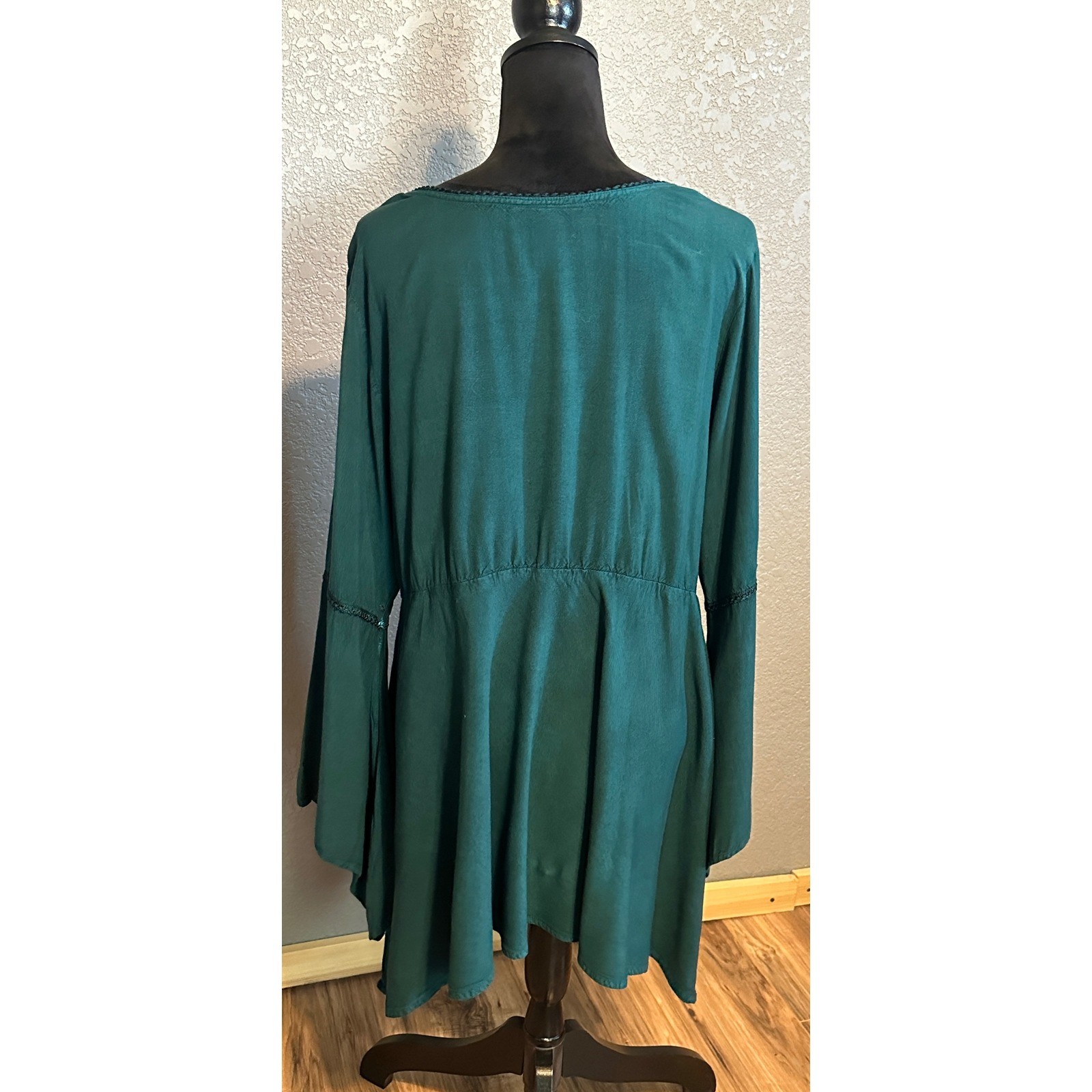 The Pyramid Collection Embroidered Velvet Boho Shirt Festival Fairycore Flowy